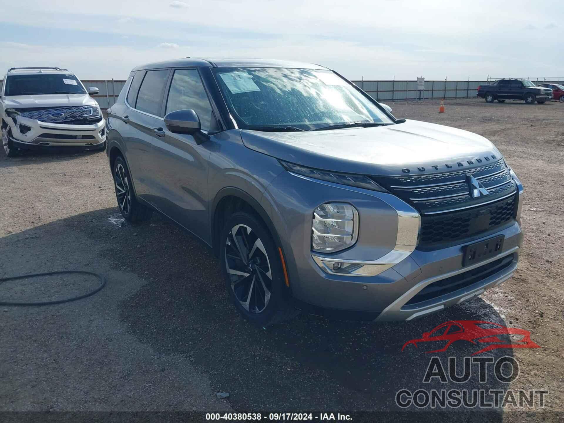 MITSUBISHI OUTLANDER 2023 - JA4J3UA84PZ014443