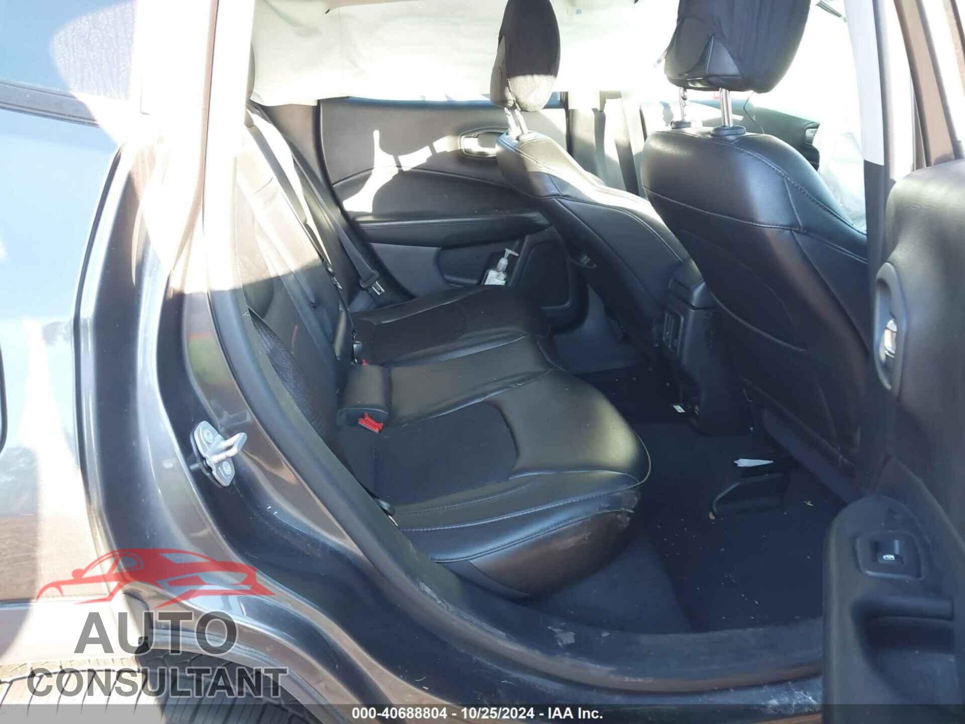 JEEP COMPASS 2018 - 3C4NJDBB2JT325410