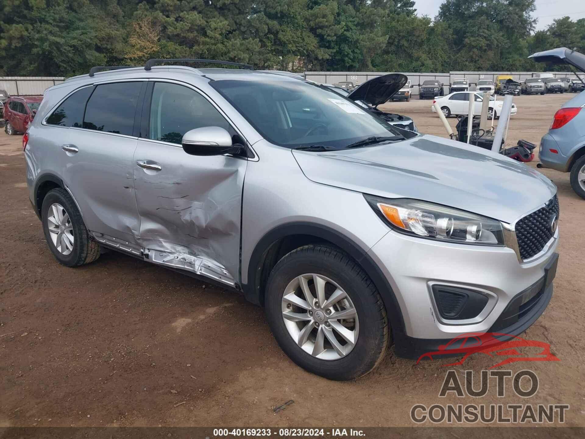 KIA SORENTO 2017 - 5XYPG4A56HG288110