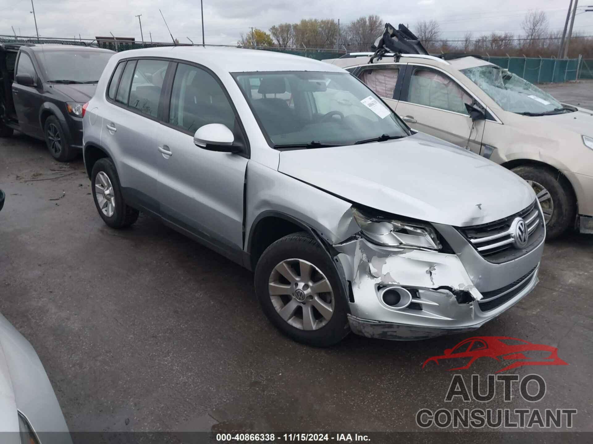 VOLKSWAGEN TIGUAN 2010 - WVGBV7AX8AW534470