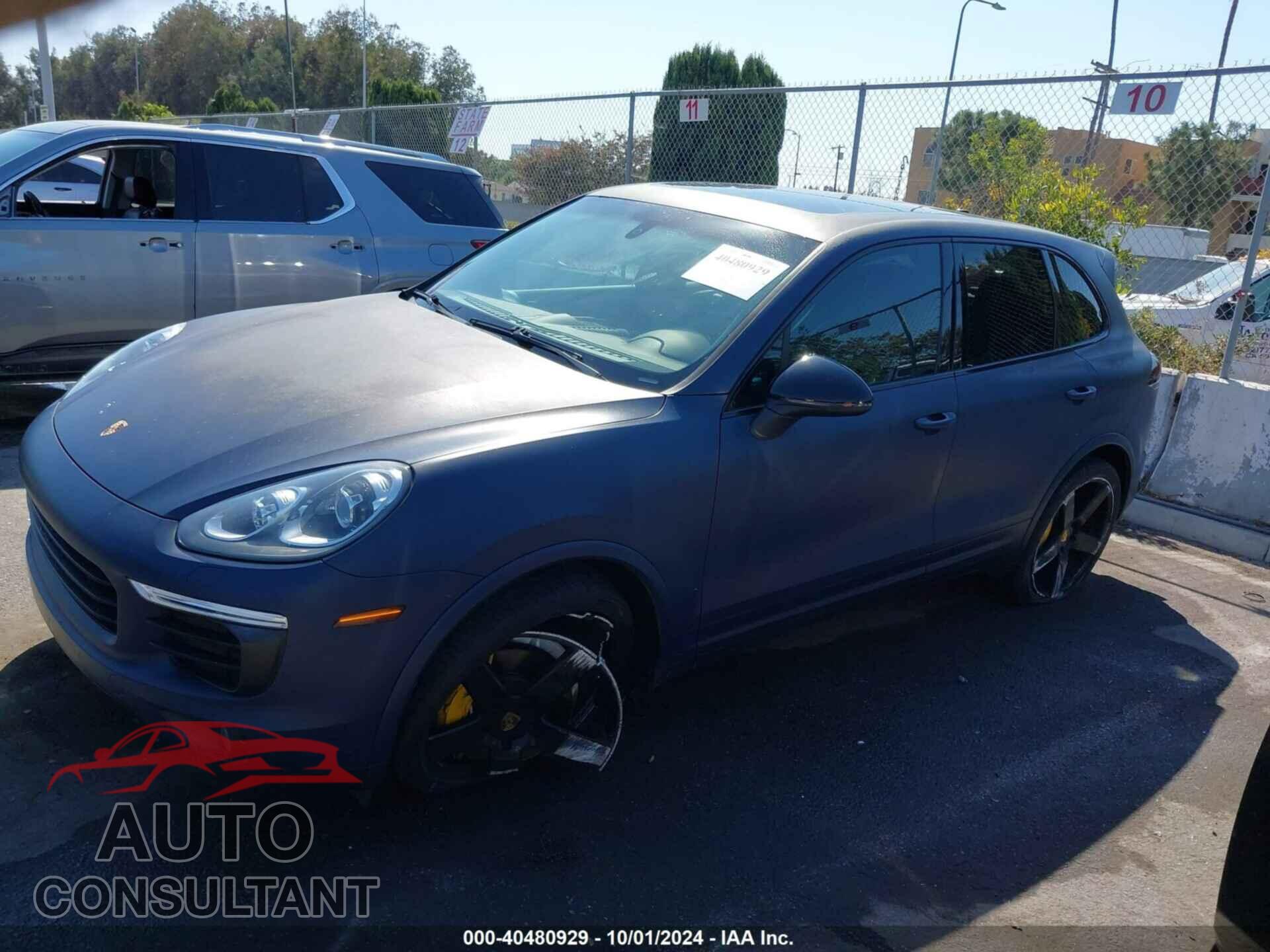 PORSCHE CAYENNE 2018 - WP1AA2A2XJKA04400