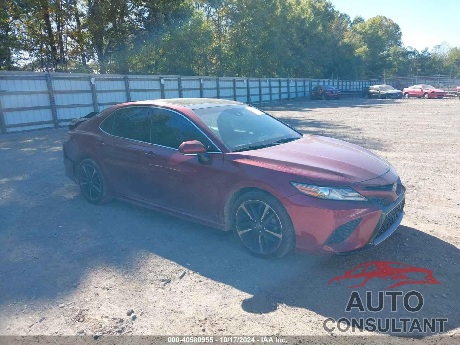 TOYOTA CAMRY 2018 - 4T1B61HK1JU654708