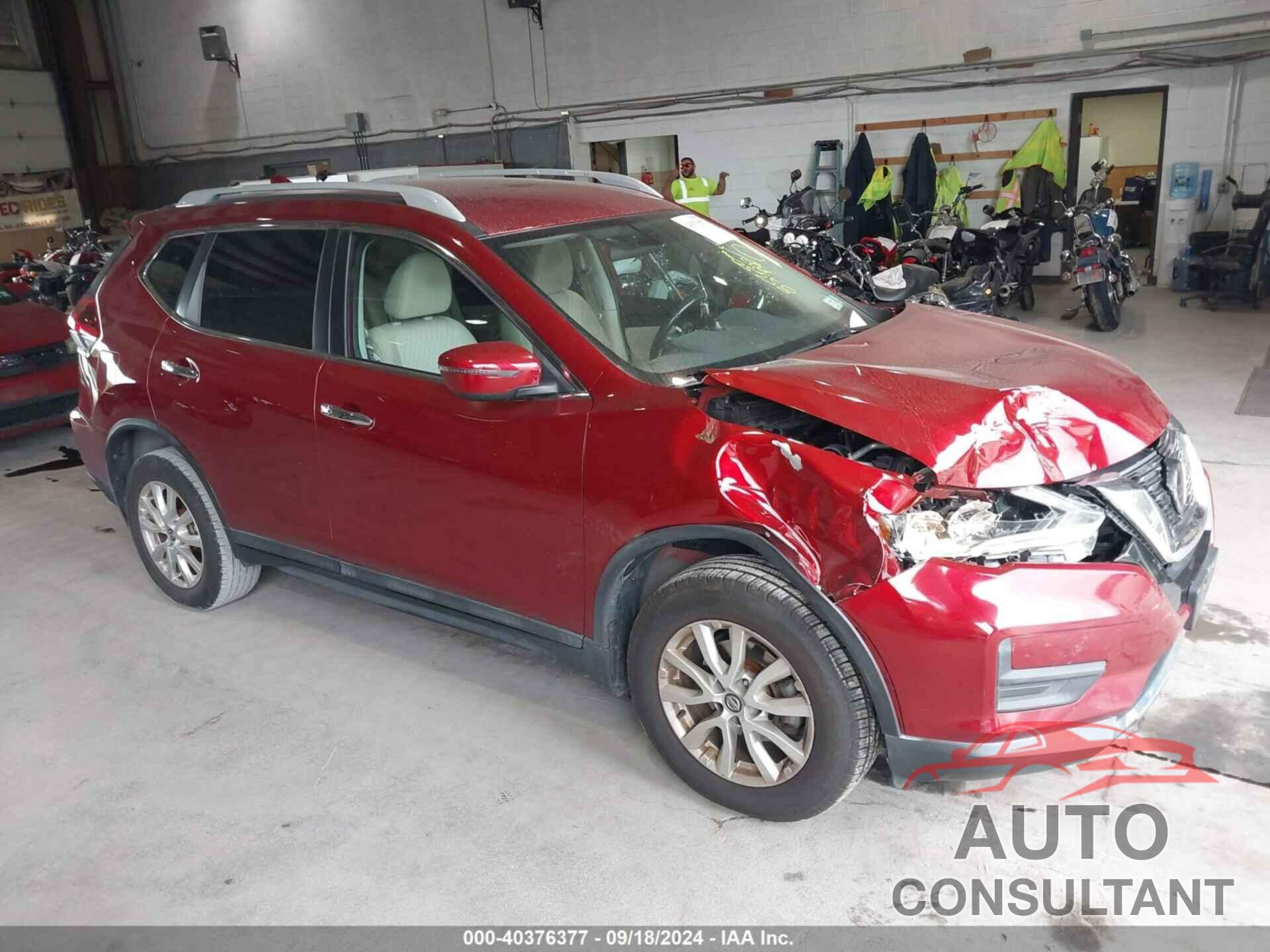 NISSAN ROGUE 2018 - 5N1AT2MV4JC747478