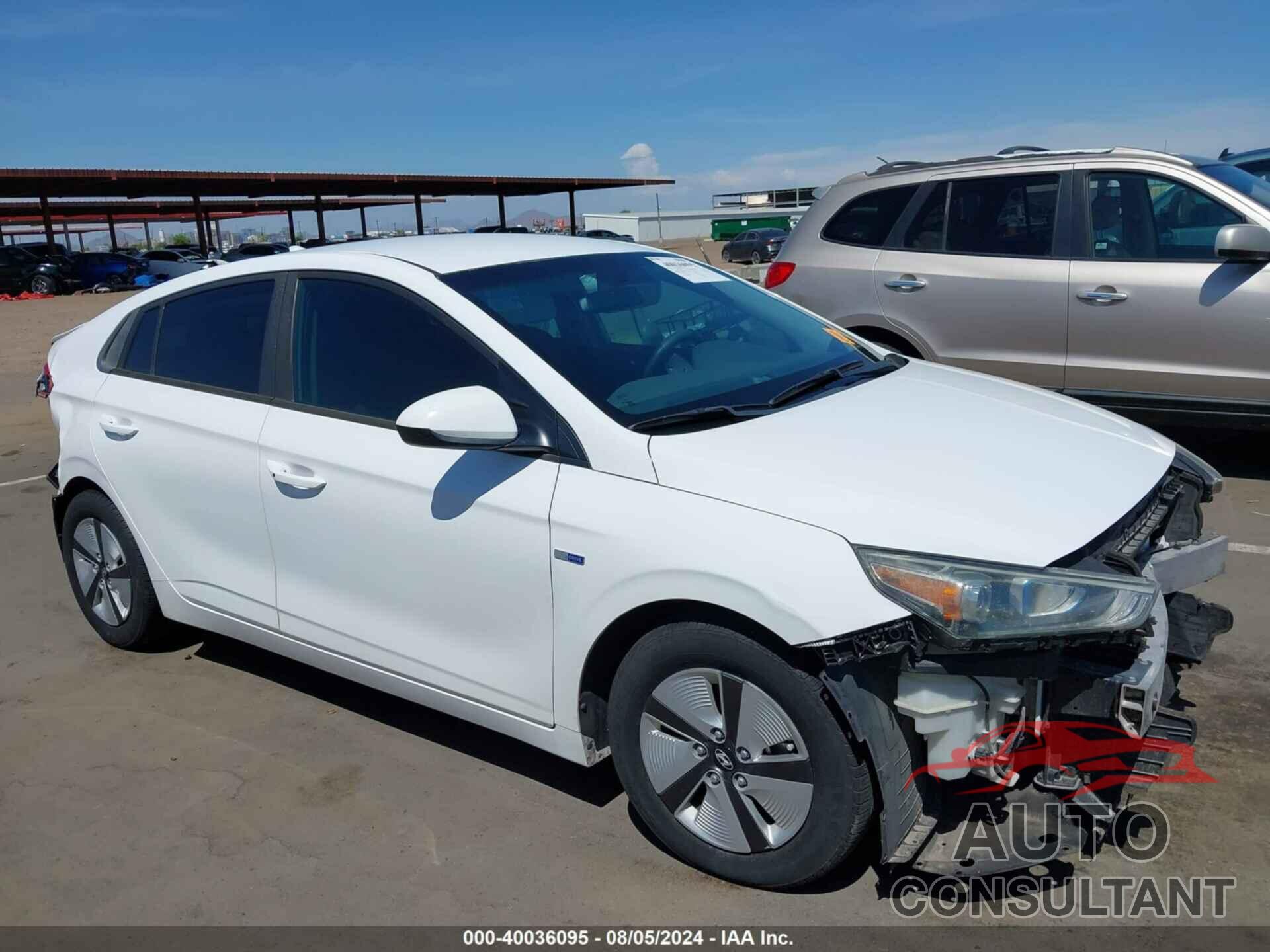 HYUNDAI IONIQ HYBRID 2017 - KMHC65LC5HU043893