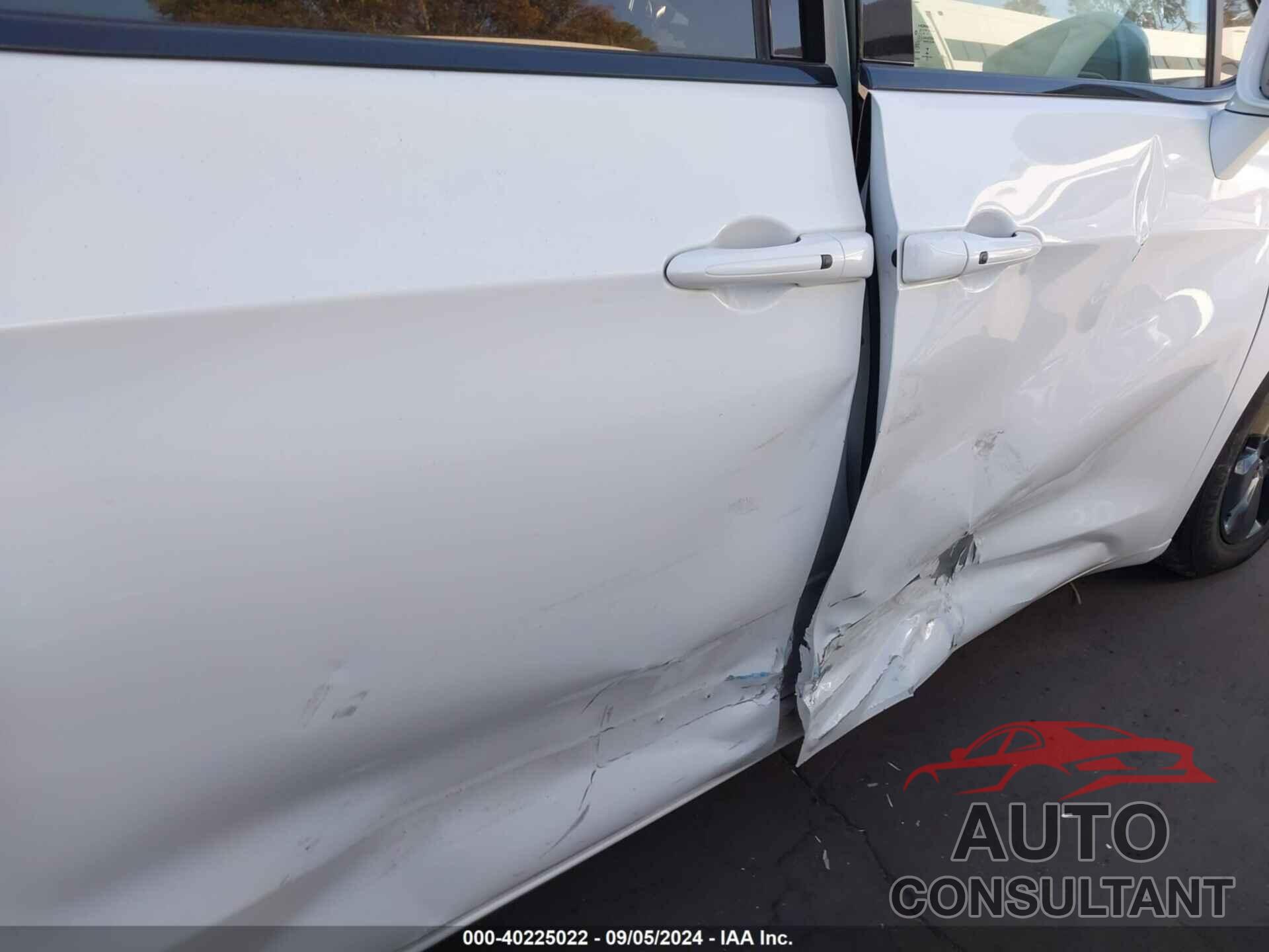 CHRYSLER PACIFICA HYBRID 2020 - 2C4RC1N7XLR134454