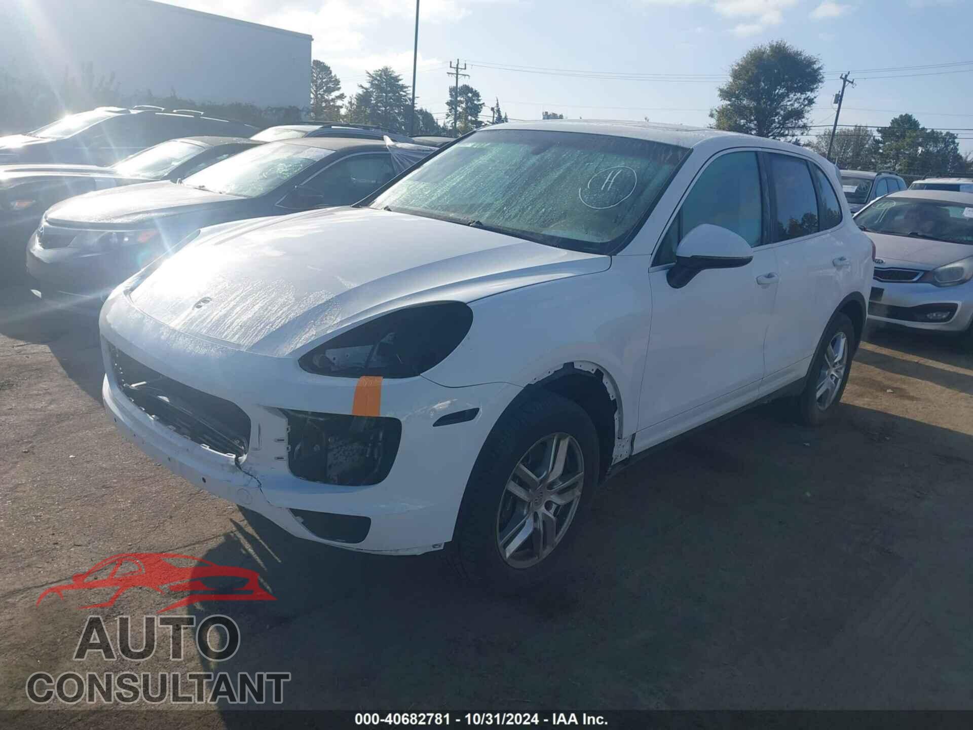 PORSCHE CAYENNE 2016 - WP1AA2A24GLA10048