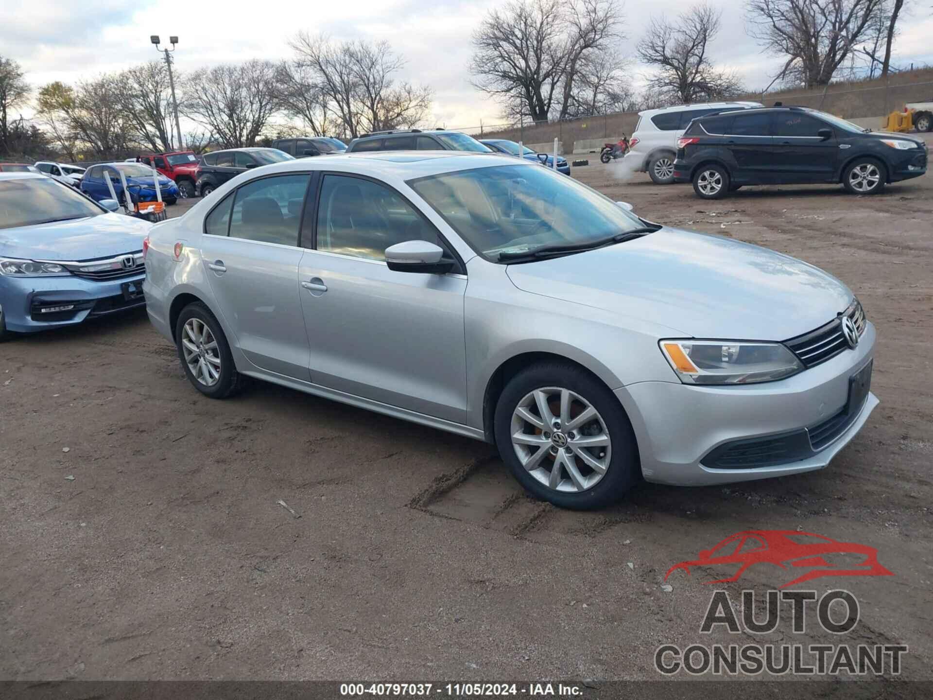 VOLKSWAGEN JETTA 2014 - 3VWD07AJXEM388244