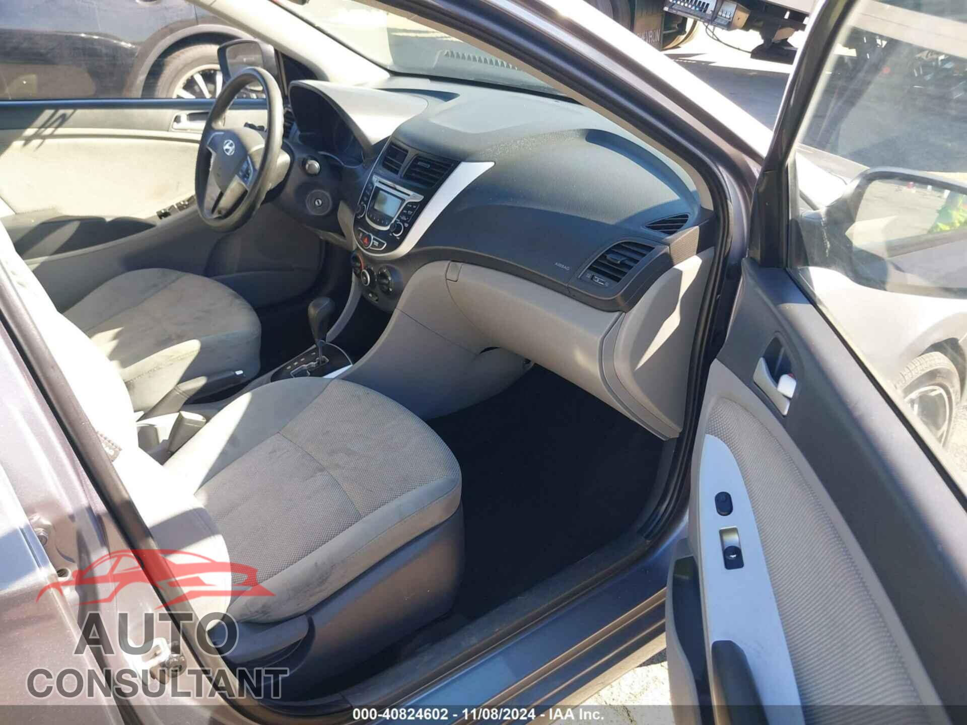 HYUNDAI ACCENT 2013 - KMHCT4AE4DU558563