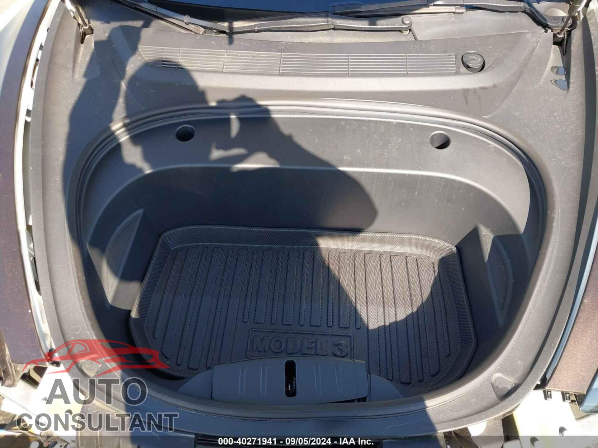 TESLA MODEL 3 2023 - 5YJ3E1EA5PF492087