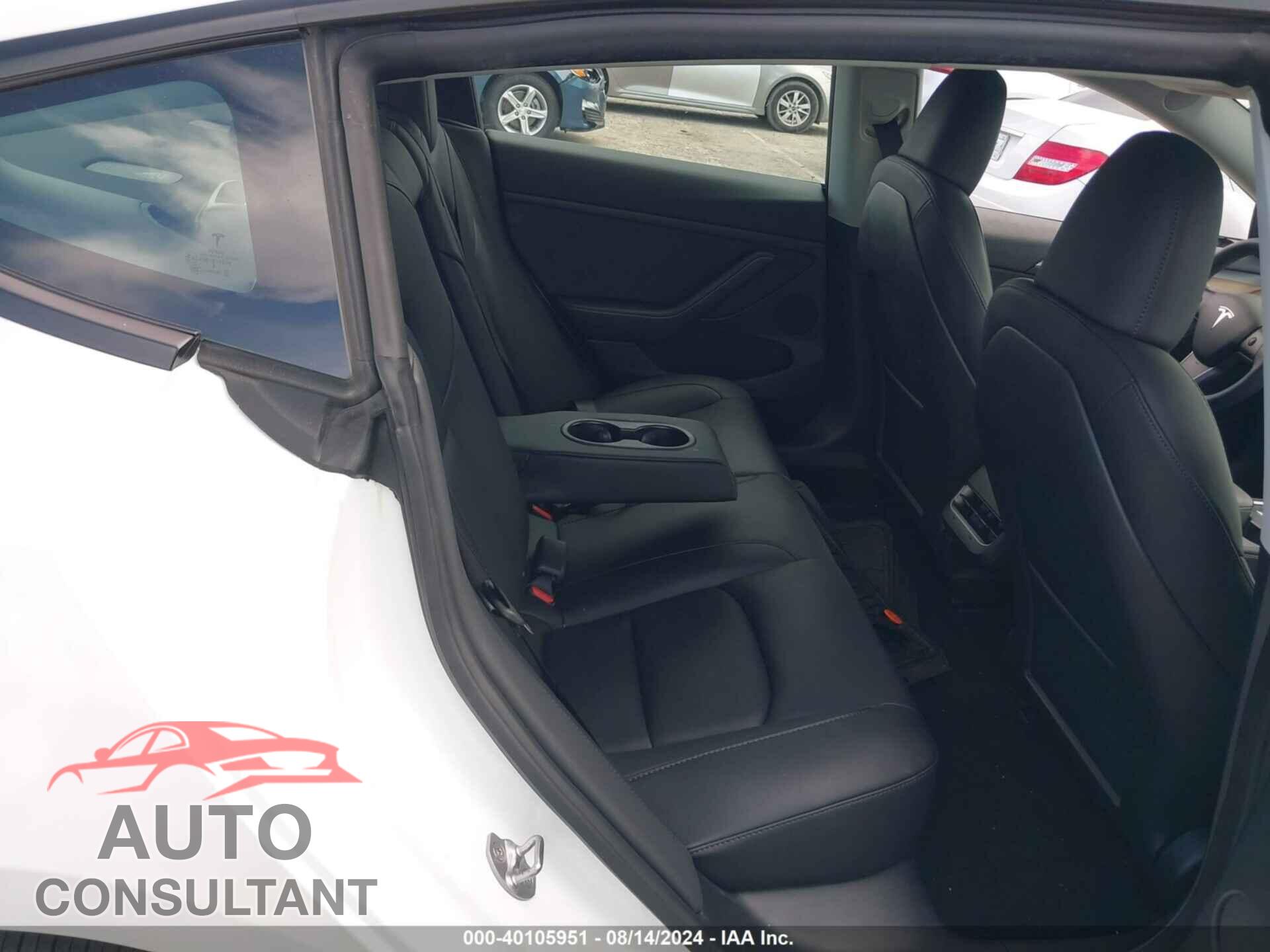 TESLA MODEL 3 2023 - 5YJ3E1EA5PF543863
