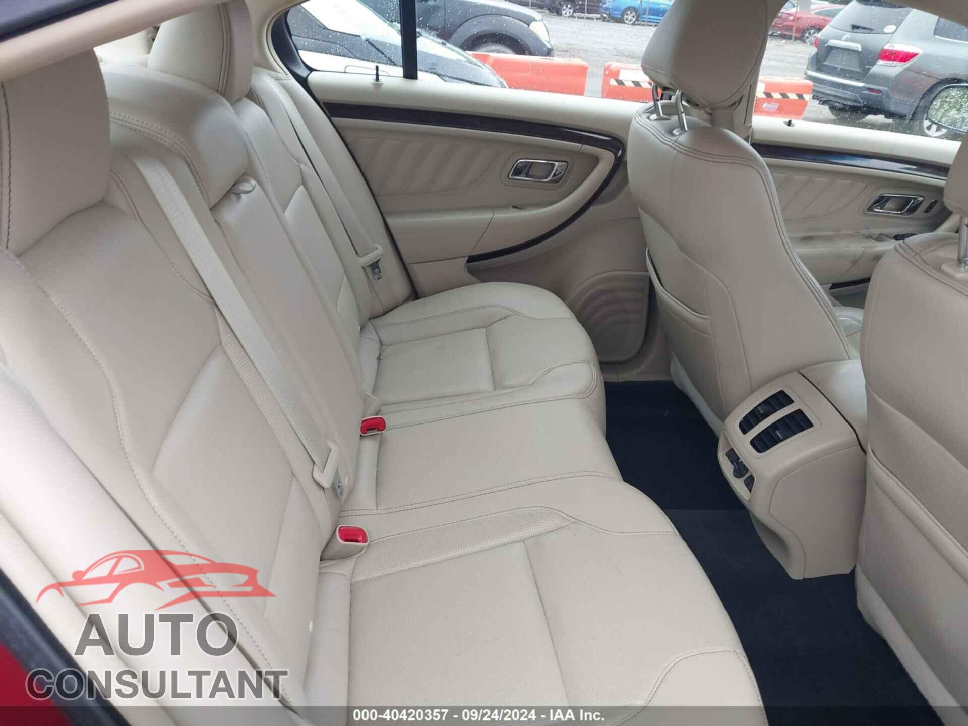 FORD TAURUS 2016 - 1FAHP2F87GG102765