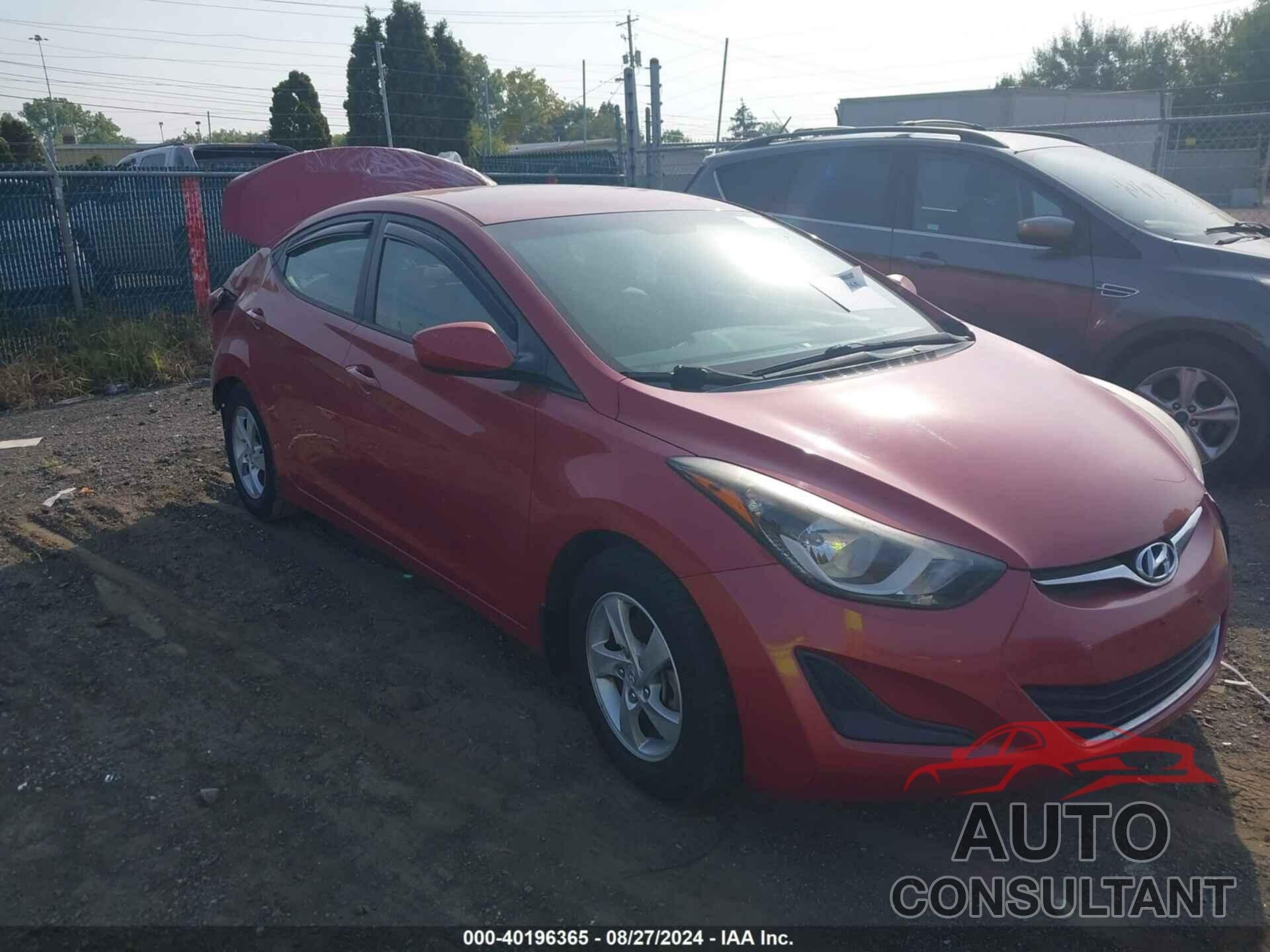 HYUNDAI ELANTRA 2015 - KMHDH4AE8FU354003