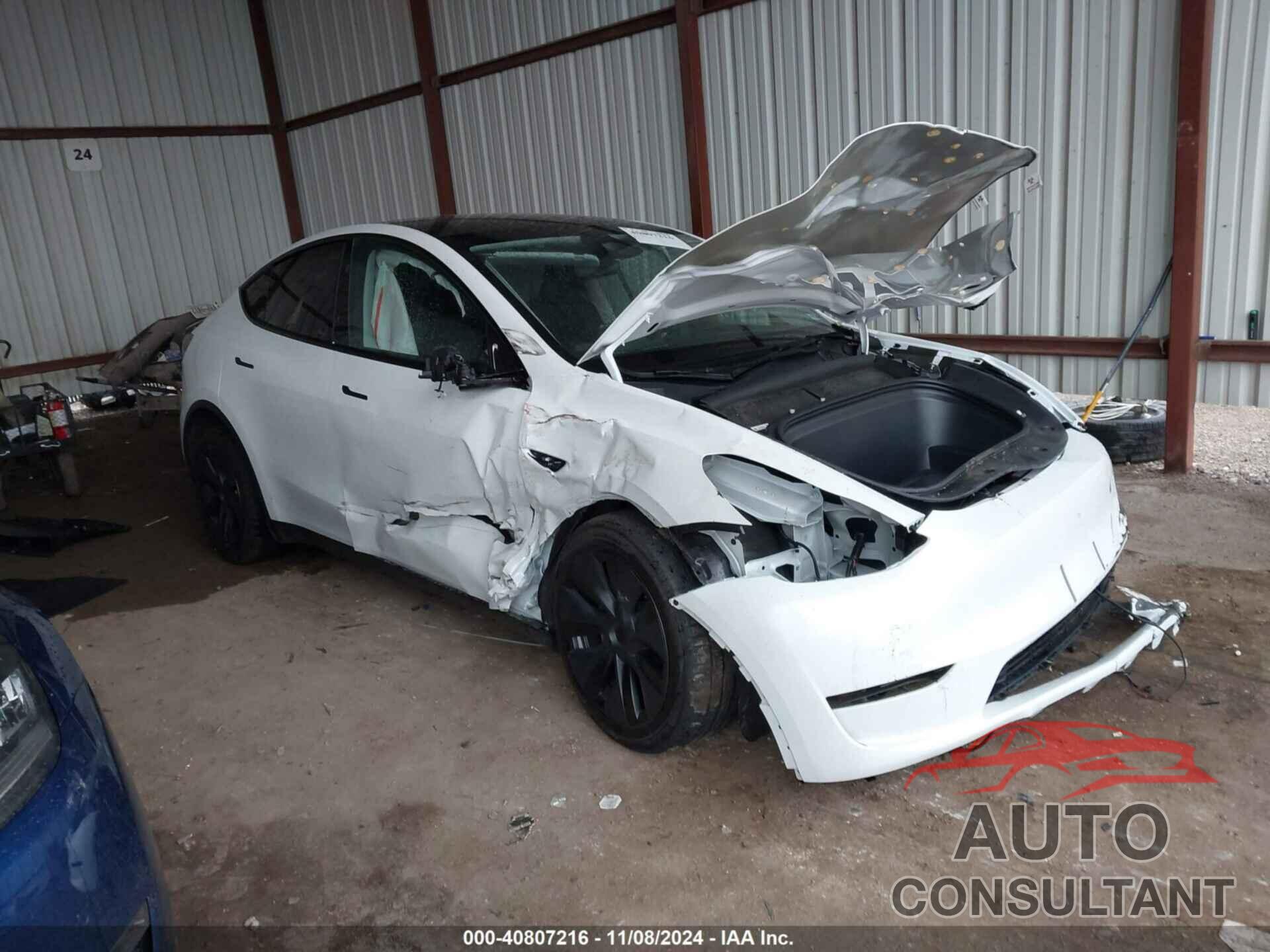TESLA MODEL Y 2024 - 7SAYGDED3RA295031