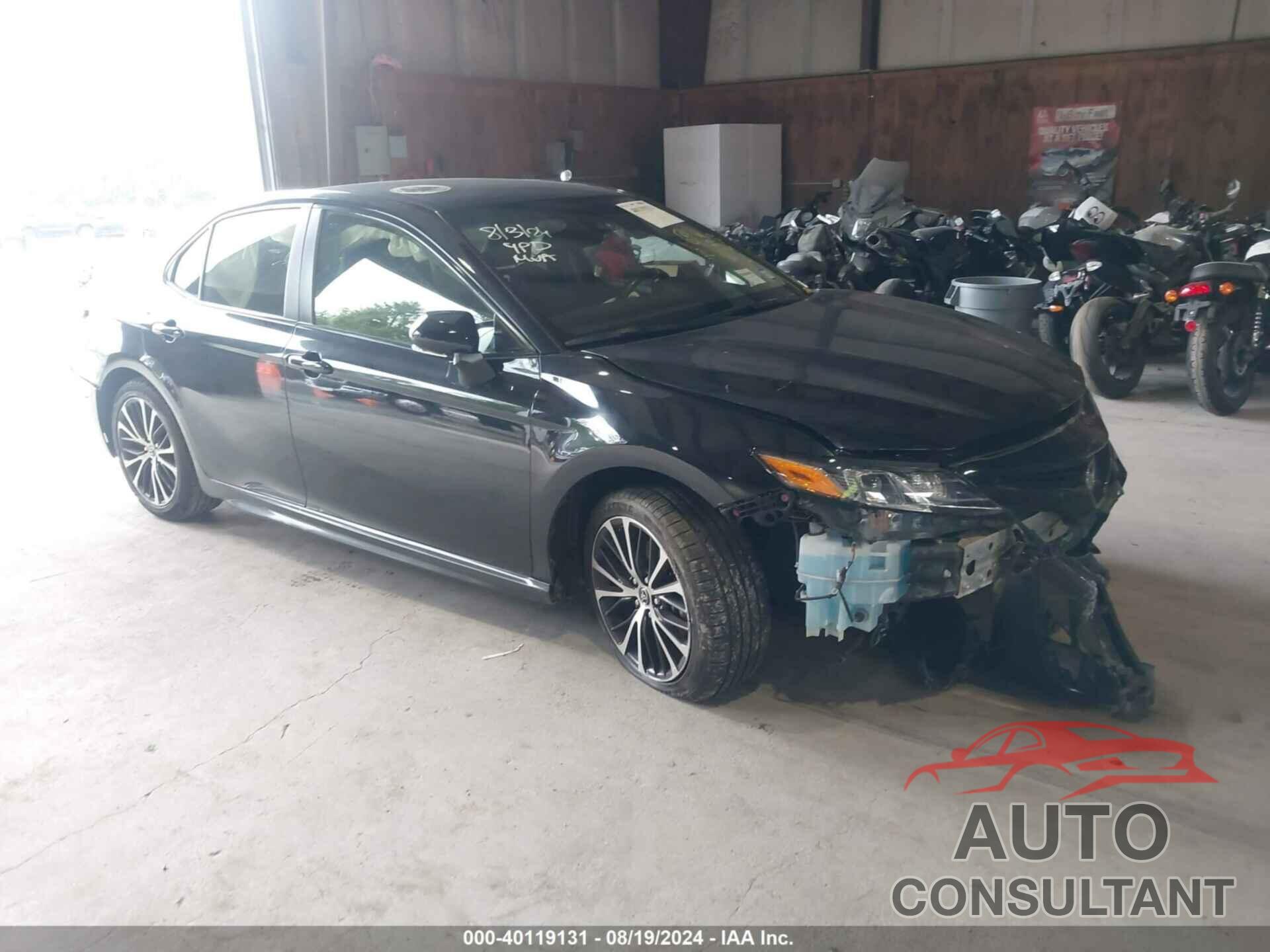 TOYOTA CAMRY 2018 - JTNB11HK4J3004453