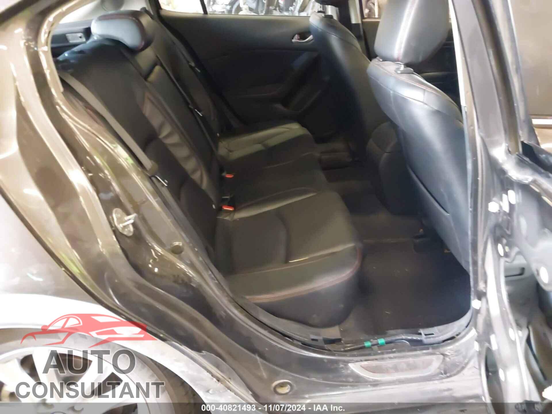 MAZDA MAZDA3 2014 - JM1BM1M70E1121820