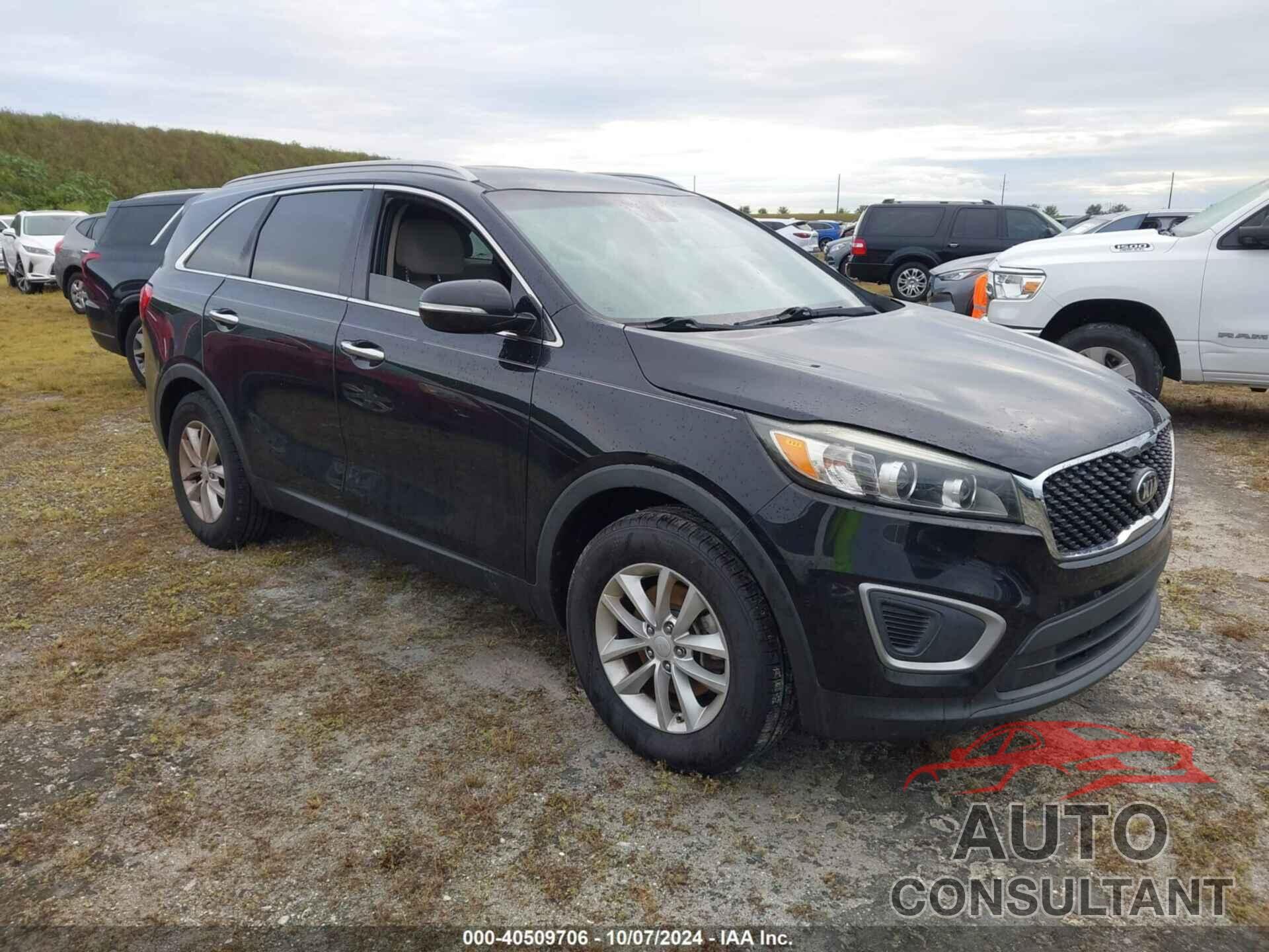 KIA SORENTO 2017 - 5XYPG4A31HG244384