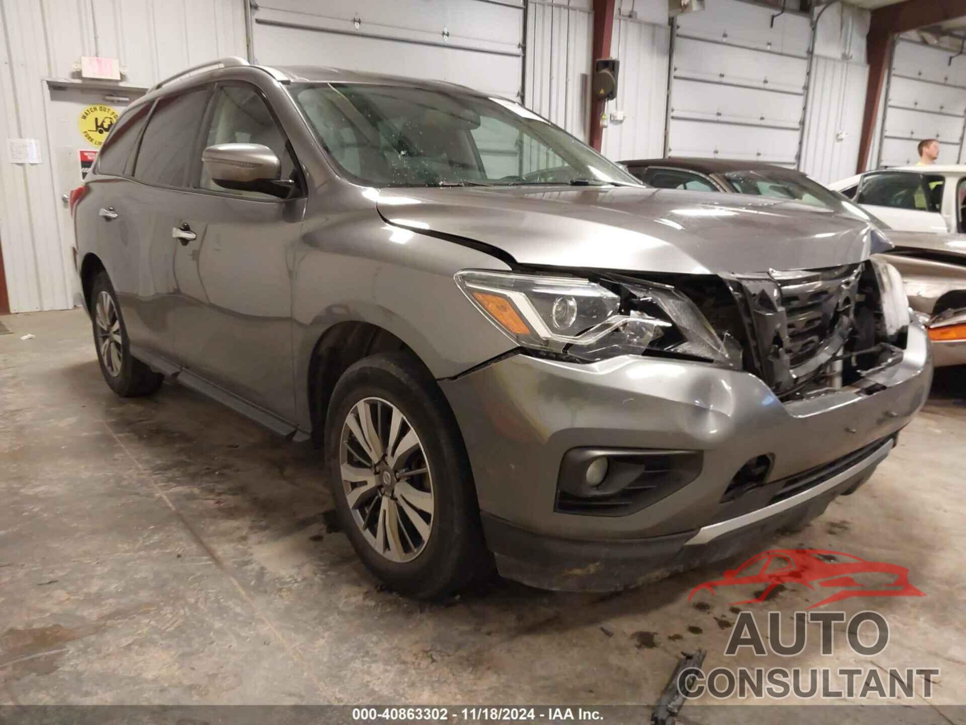 NISSAN PATHFINDER 2018 - 5N1DR2MM6JC645747