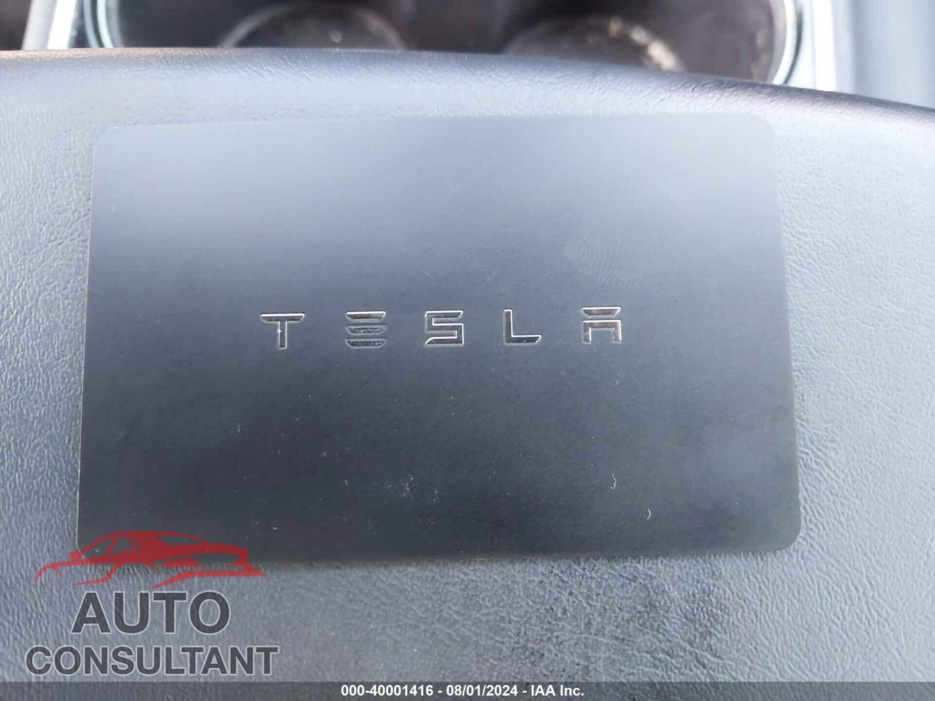 TESLA MODEL 3 2018 - 5YJ3E1EA8JF003592
