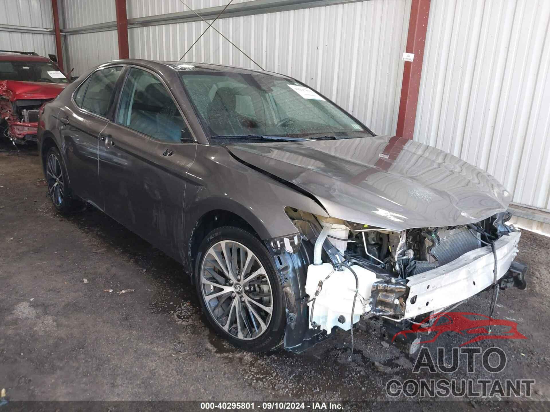 TOYOTA CAMRY 2020 - 4T1G11AK2LU329762