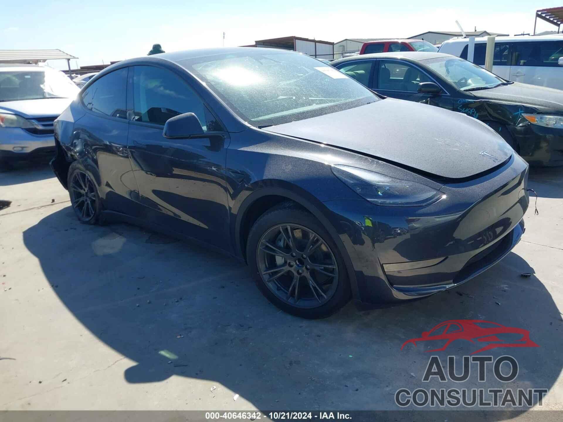 TESLA MODEL Y 2024 - 7SAYGDED6RF158281