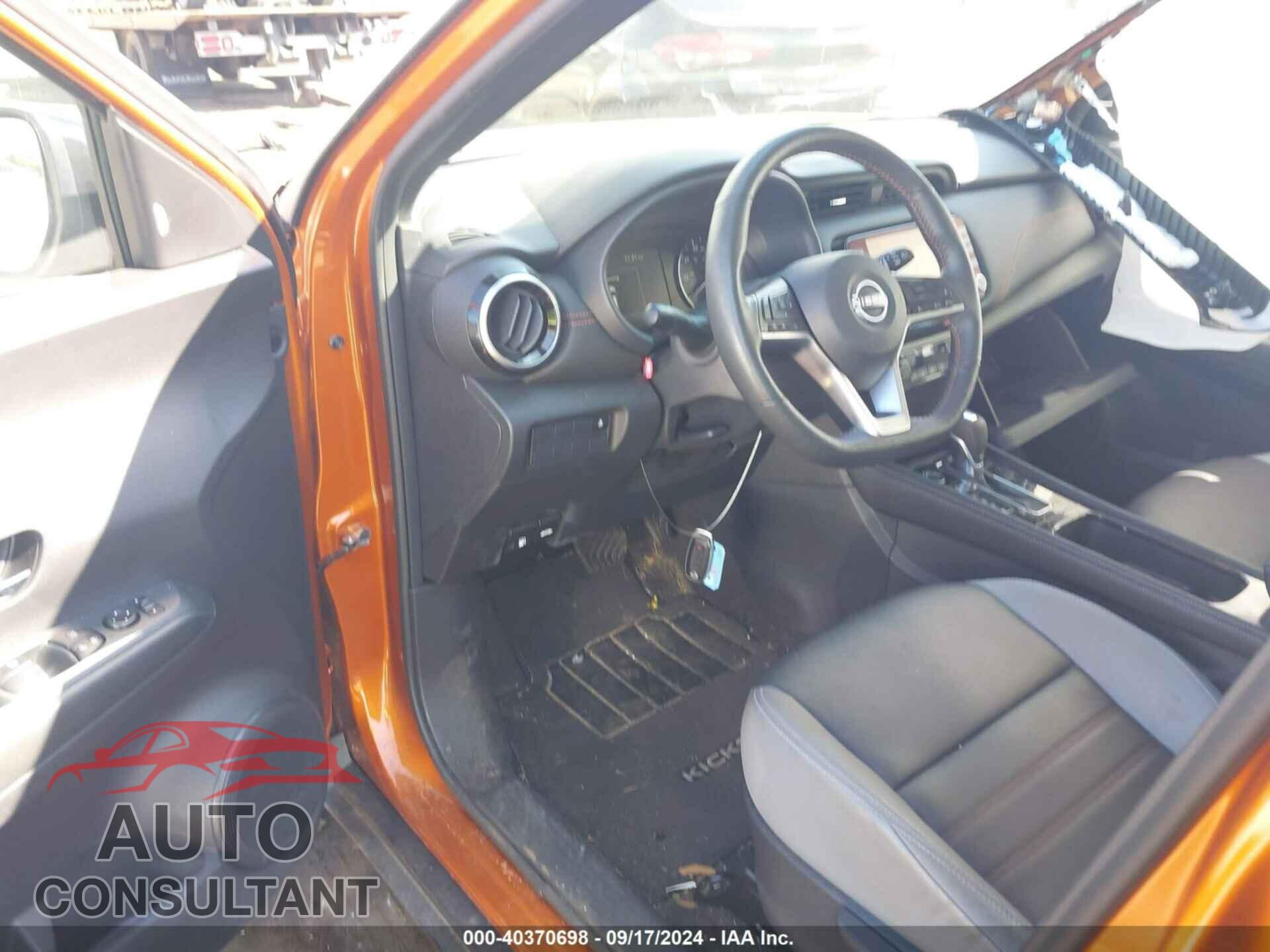 NISSAN KICKS 2023 - 3N1CPPD5EE1490203
