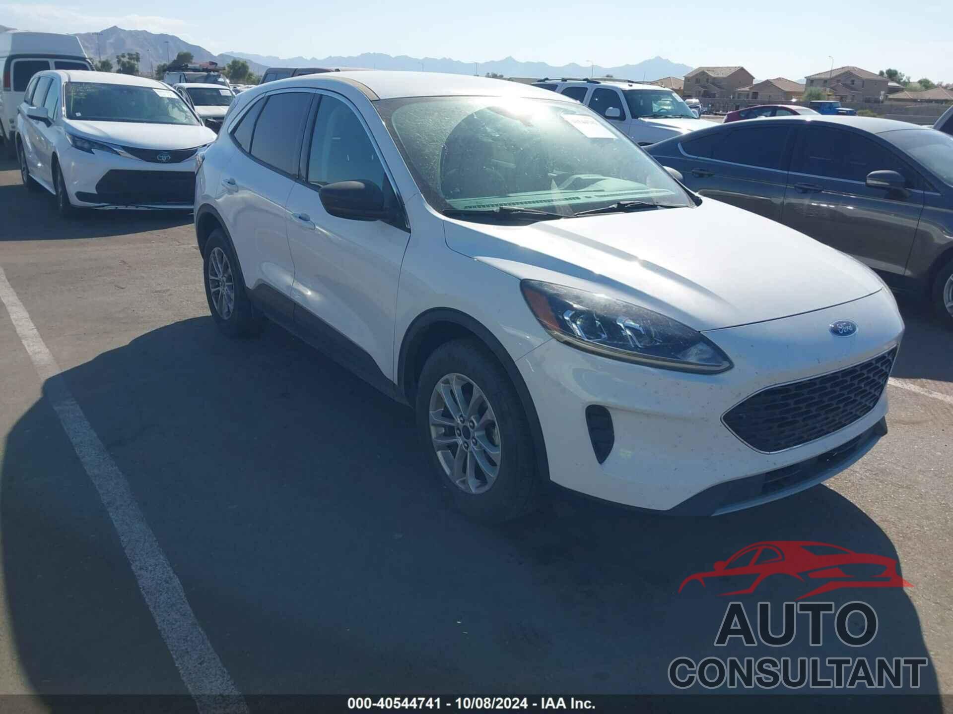 FORD ESCAPE 2022 - 1FMCU9G60NUA62123