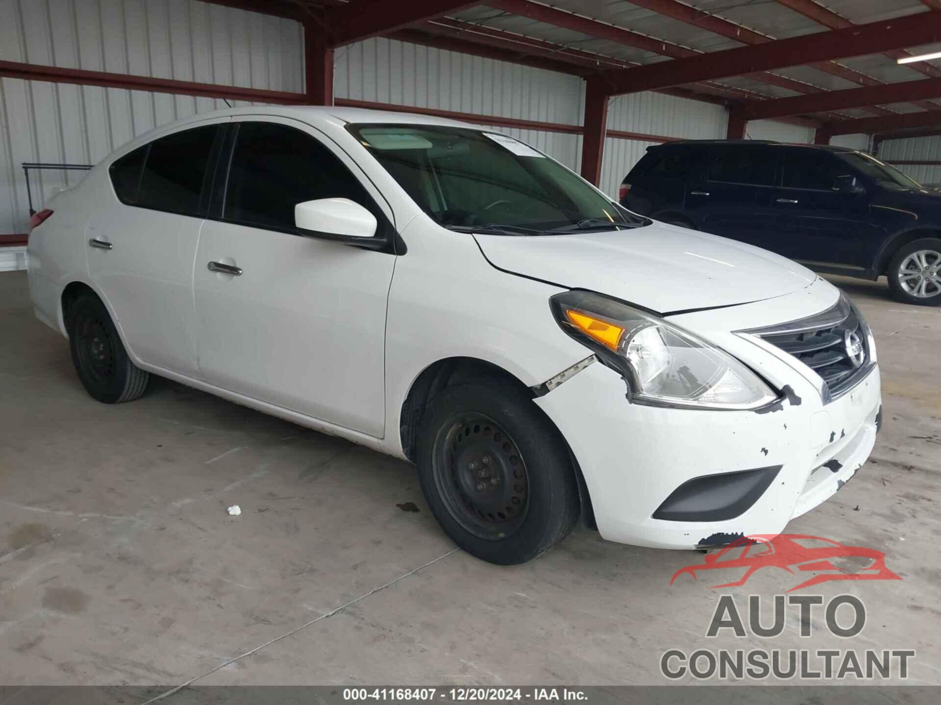 NISSAN VERSA 2018 - 3N1CN7AP1JL886579