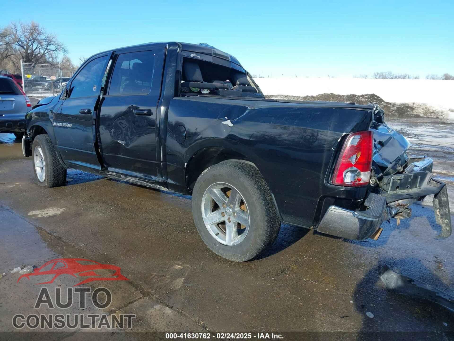 DODGE RAM 1500 2012 - 1C6RD7MT3C5327100