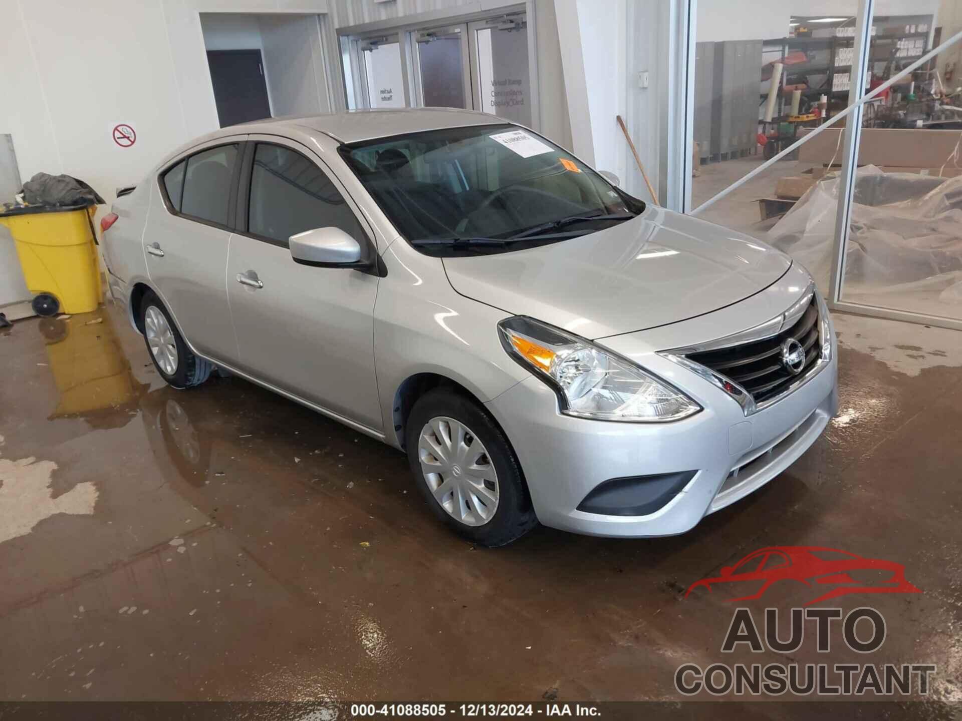 NISSAN VERSA 2018 - 3N1CN7AP3JK428161