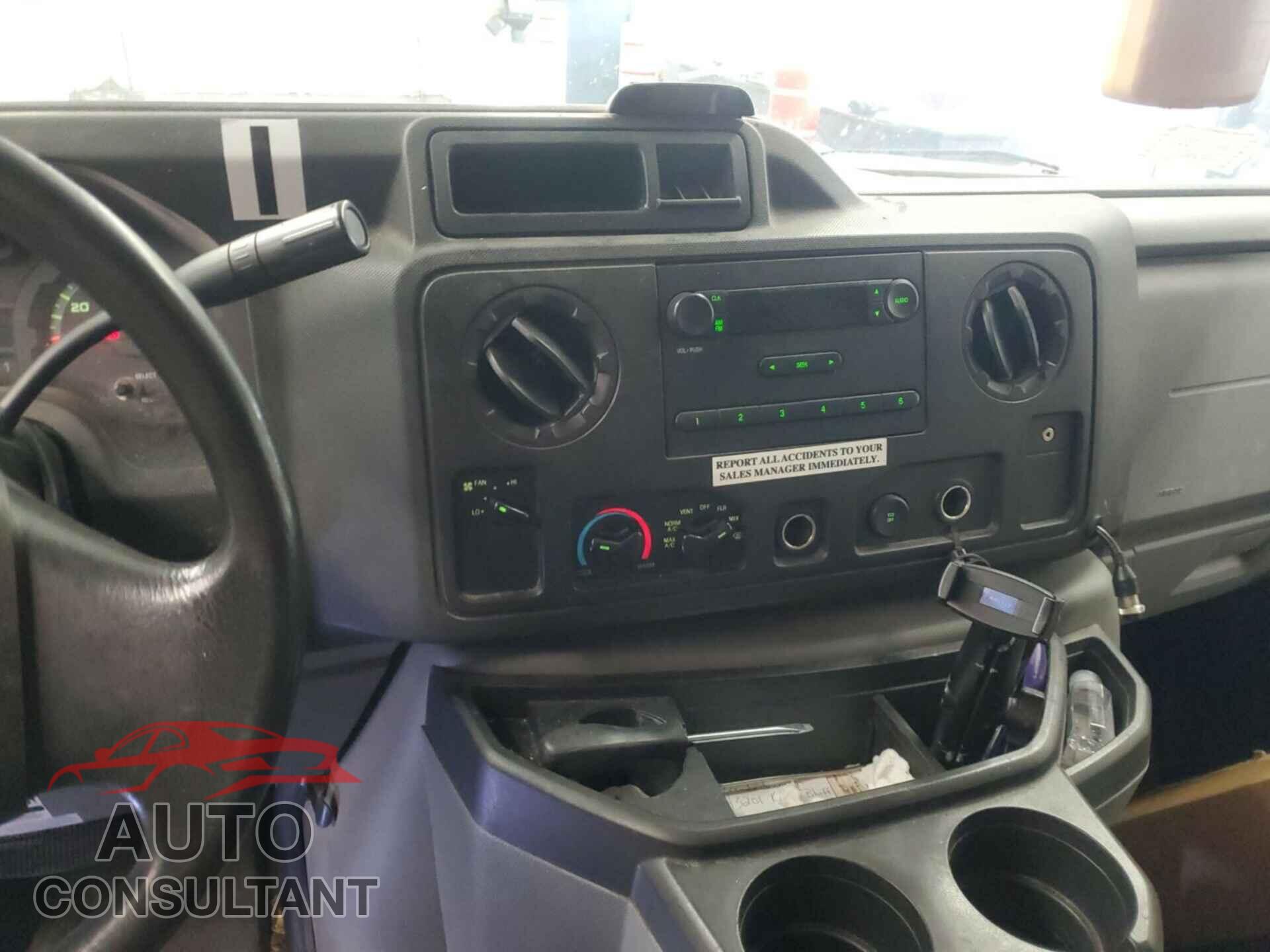 FORD ECONOLINE 2019 - 1FDXE4FS0KDC07785
