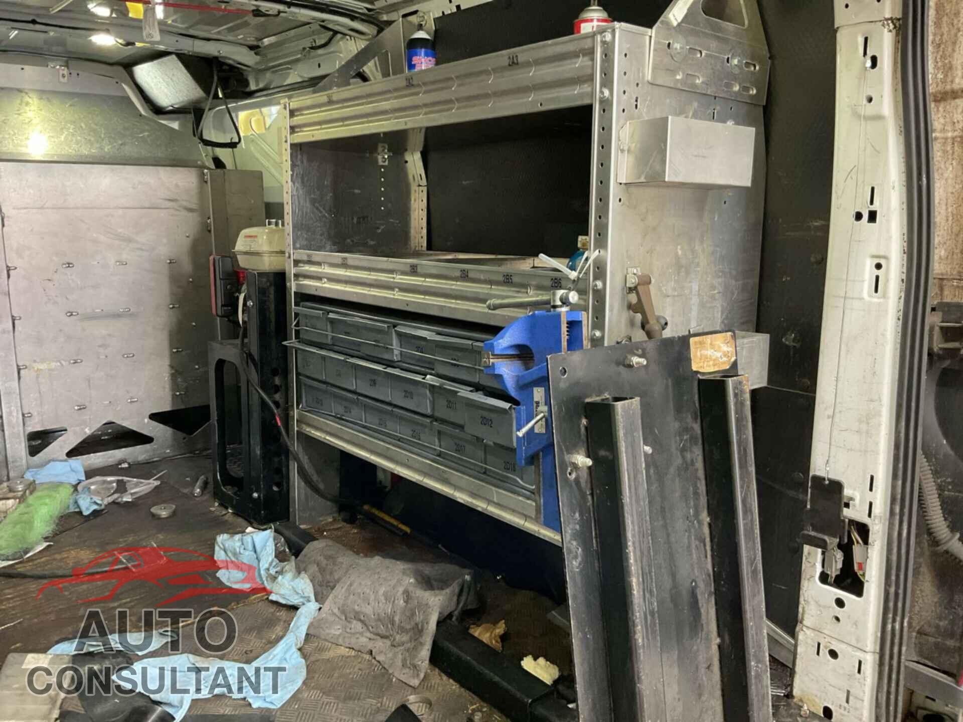 FORD TRANSIT 2017 - 1FTYE1YM4HKA19765