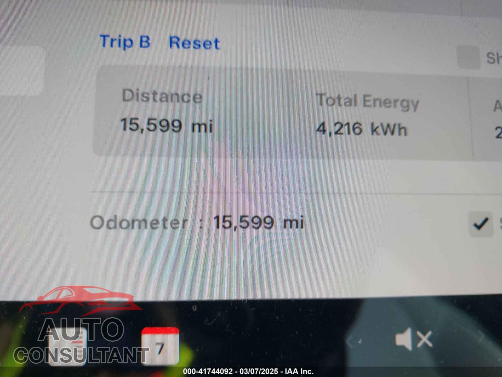 TESLA MODEL Y 2023 - 7SAYGDEFXPF916976