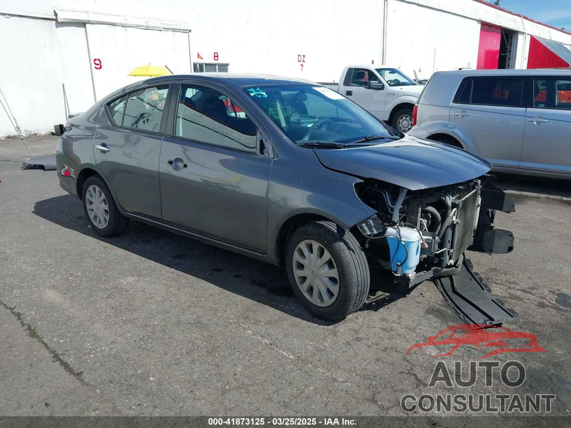 NISSAN VERSA 2018 - 3N1CN7AP4JL839143