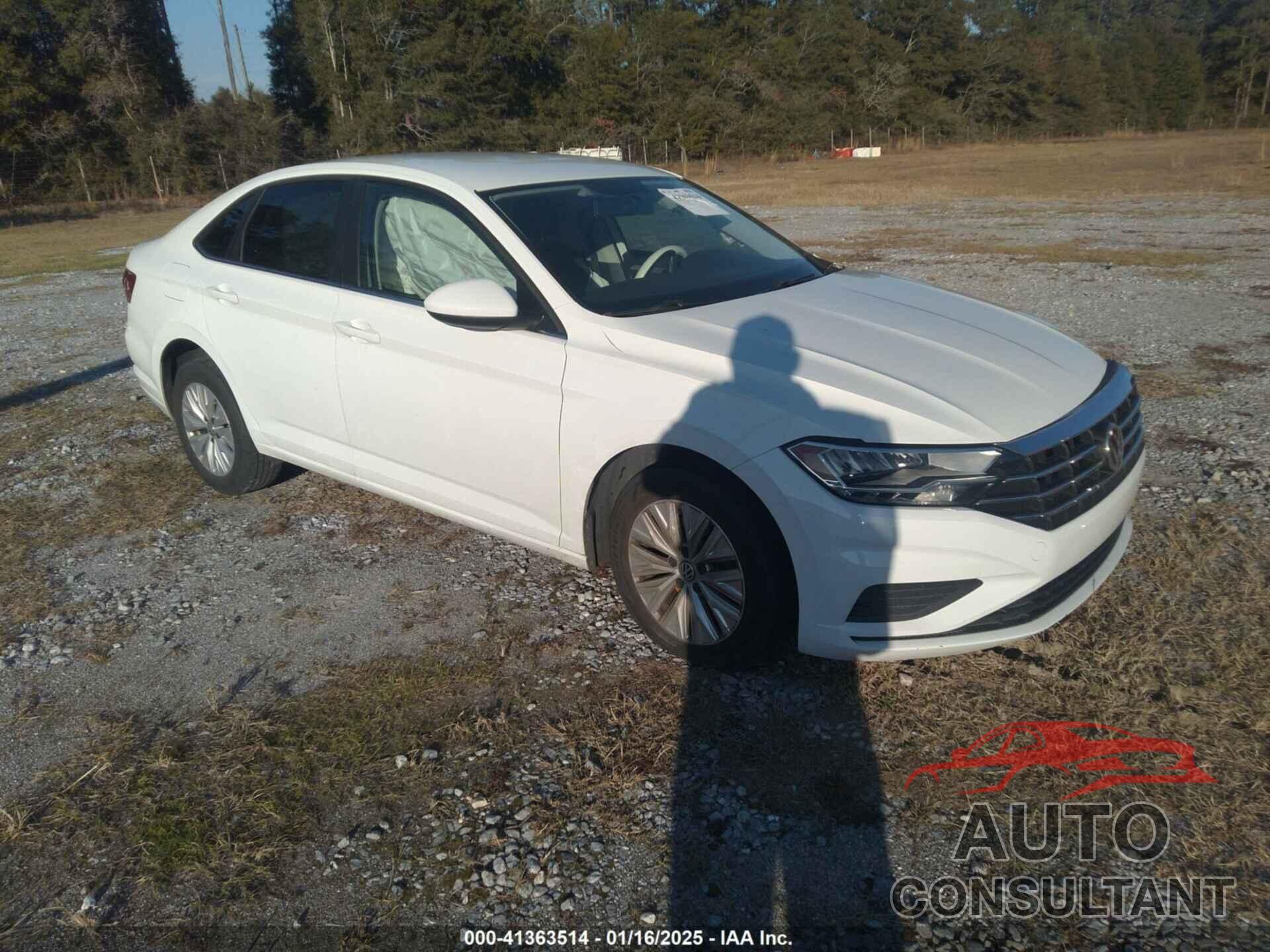 VOLKSWAGEN JETTA 2019 - 3VWC57BU4KM061341