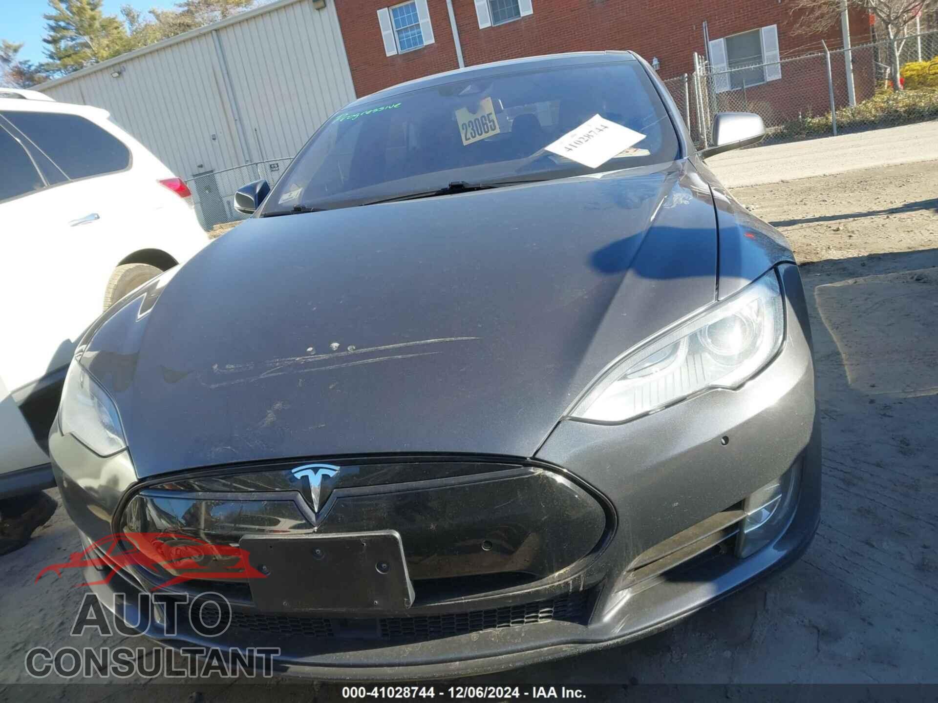 TESLA MODEL S 2016 - 5YJSA1E23GF129903