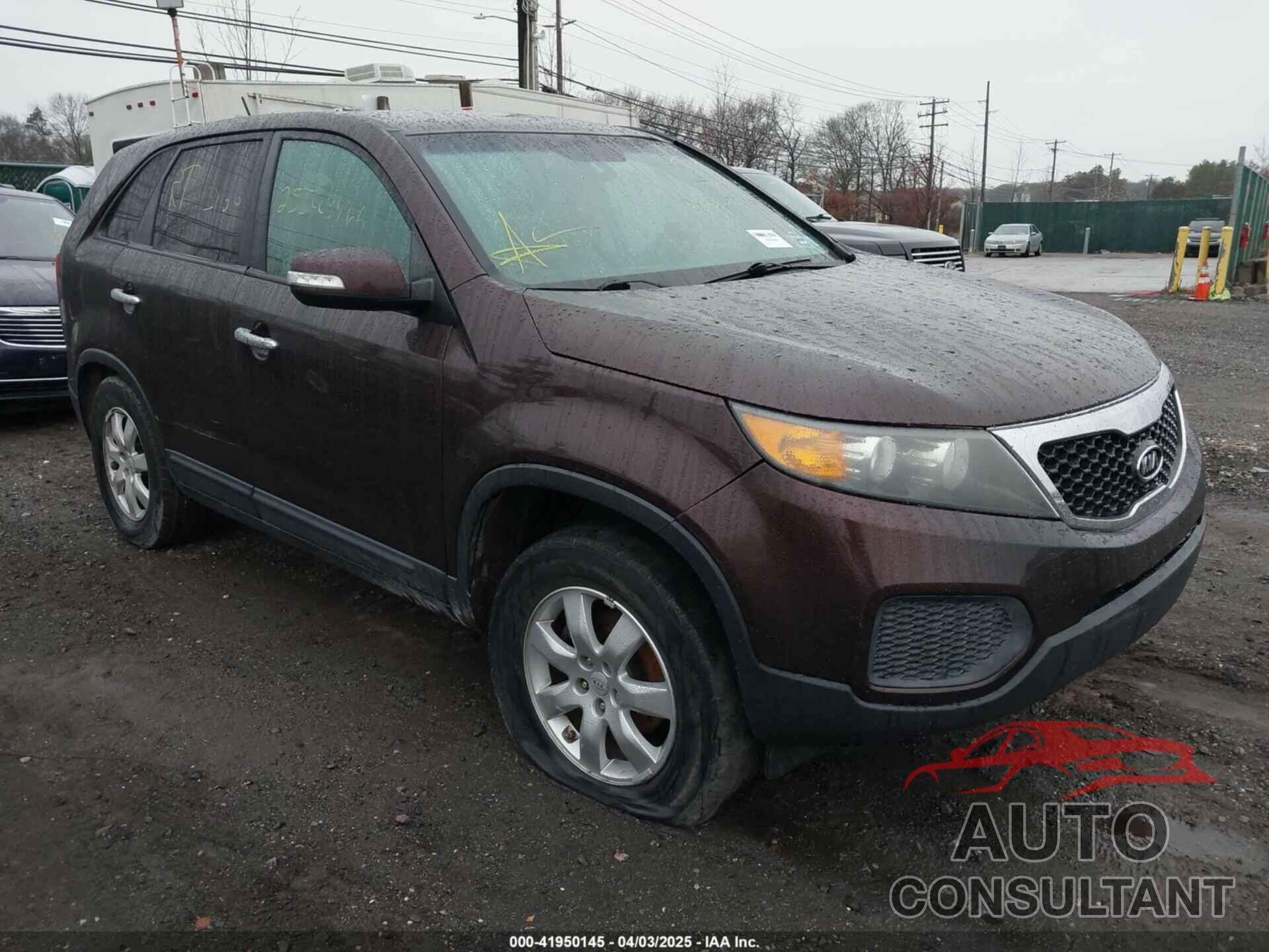 KIA SORENTO 2011 - 5XYKT3A13BG097684