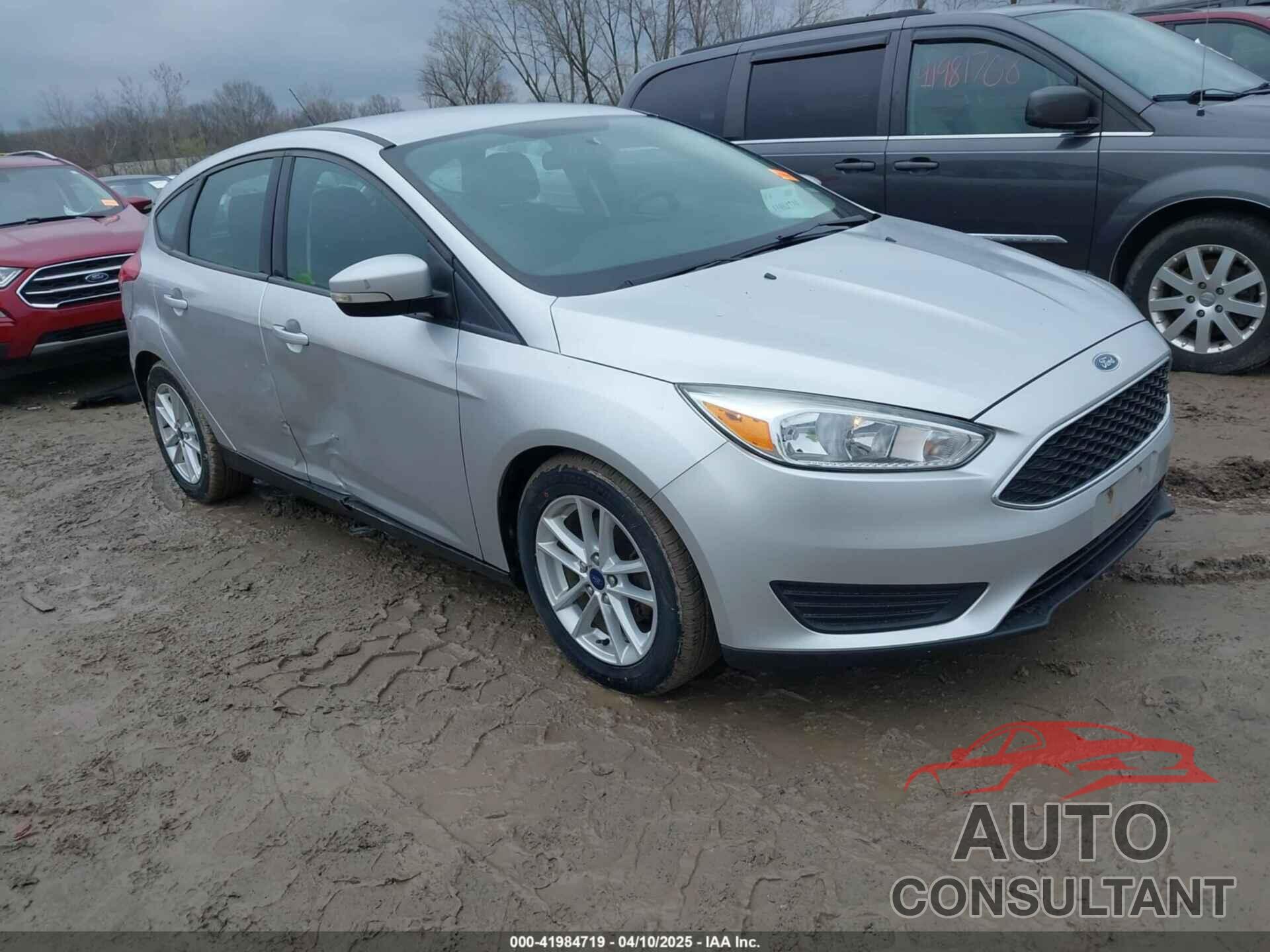 FORD FOCUS 2017 - 1FADP3K23HL218852