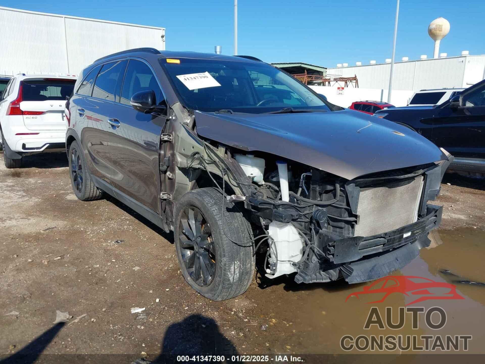 KIA SORENTO 2019 - 5XYPG4A56KG600188