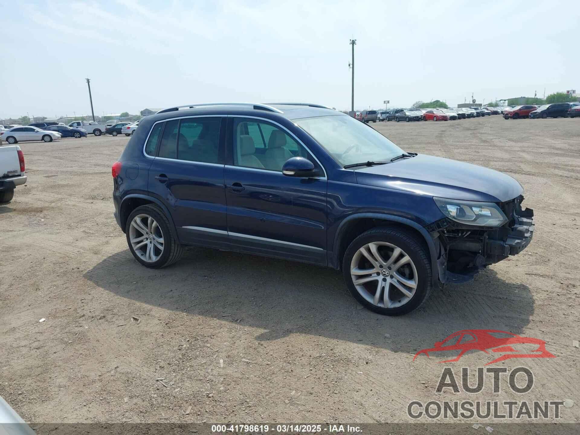 VOLKSWAGEN TIGUAN 2012 - WVGAV7AX8CW536752