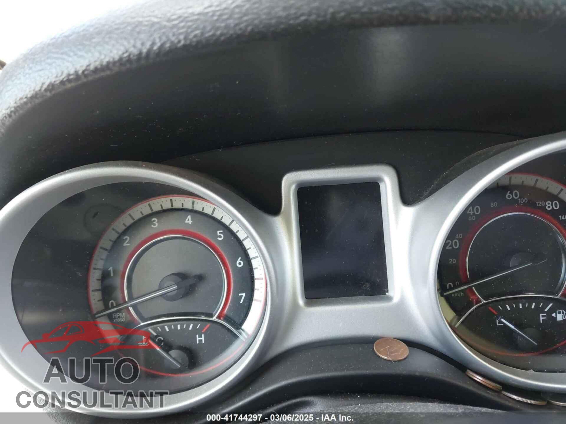 DODGE JOURNEY 2015 - 3C4PDCBB4FT587771