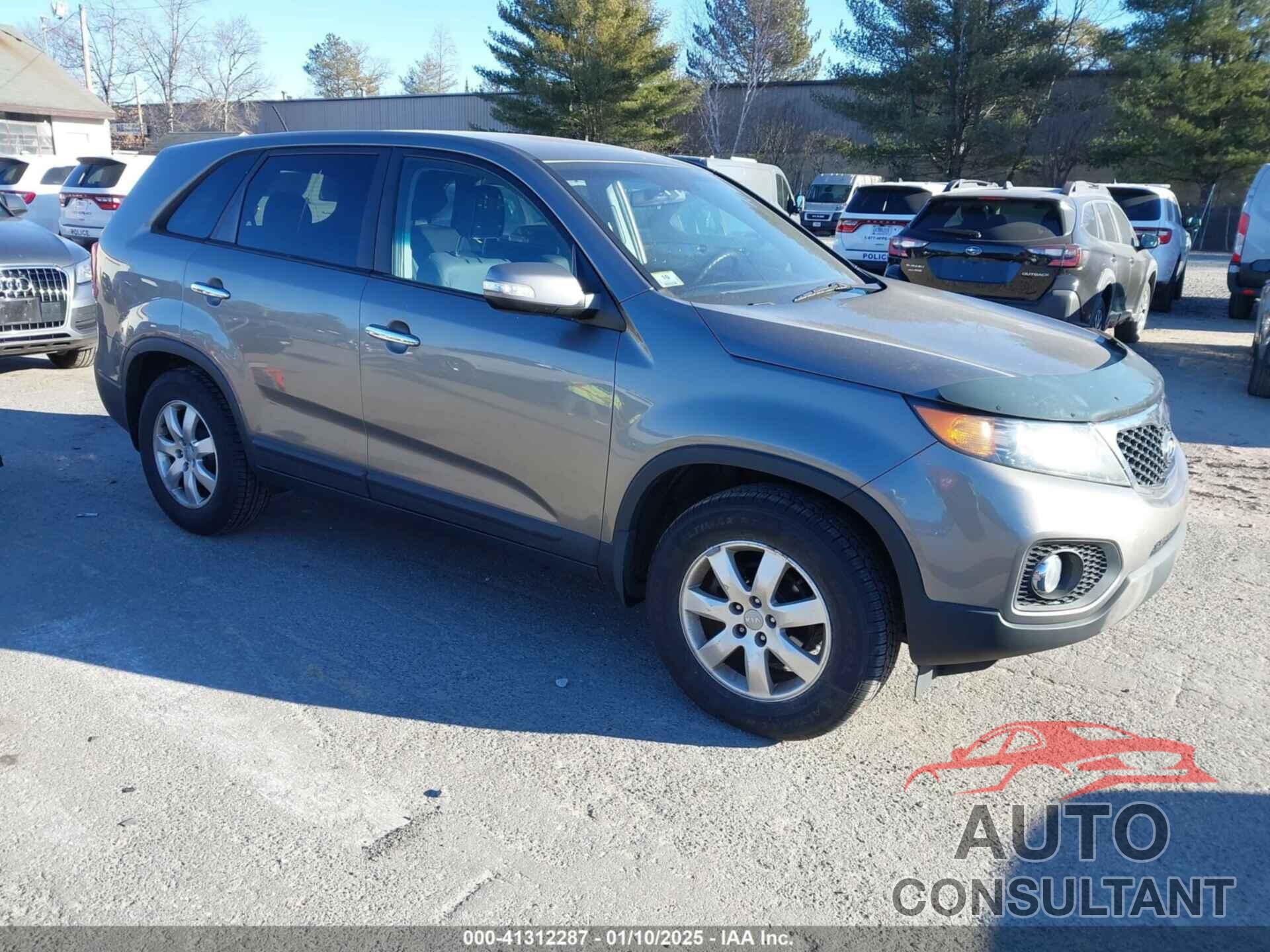 KIA SORENTO 2012 - 5XYKT3A15CG306134