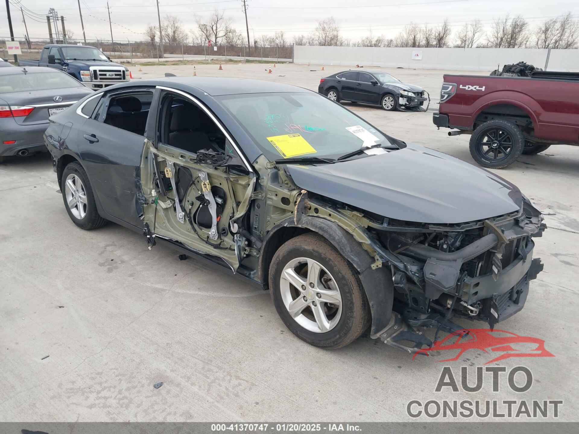 CHEVROLET MALIBU 2021 - 1G1ZB5ST8MF066846