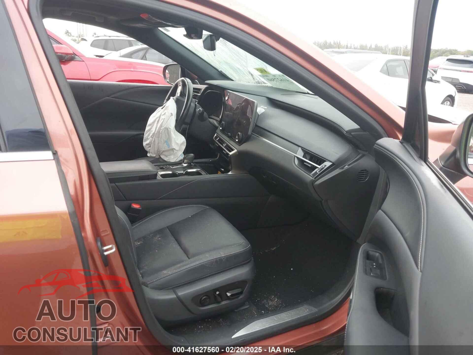 LEXUS RX 350 2023 - 2T2BAMCA4PC017350