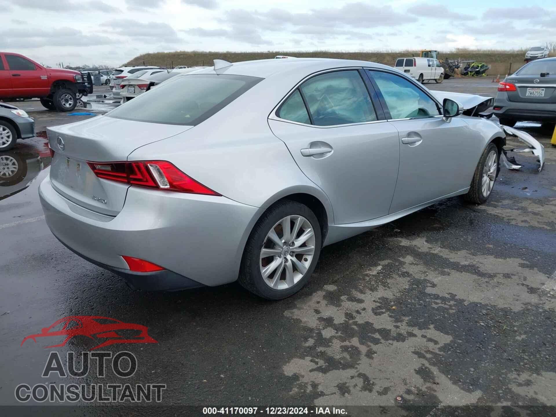 LEXUS IS 2015 - JTHBF1D24F5059071