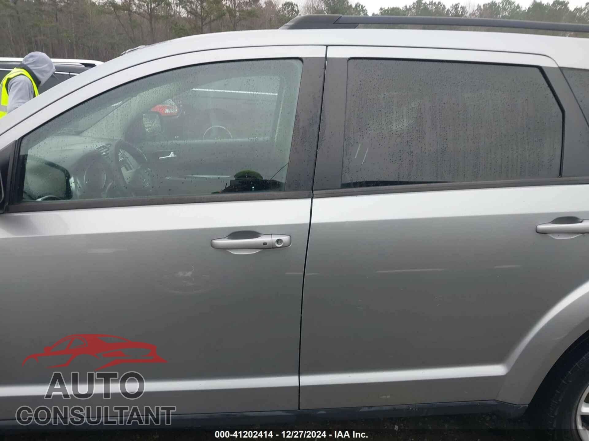 DODGE JOURNEY 2017 - 3C4PDCBG4HT589423
