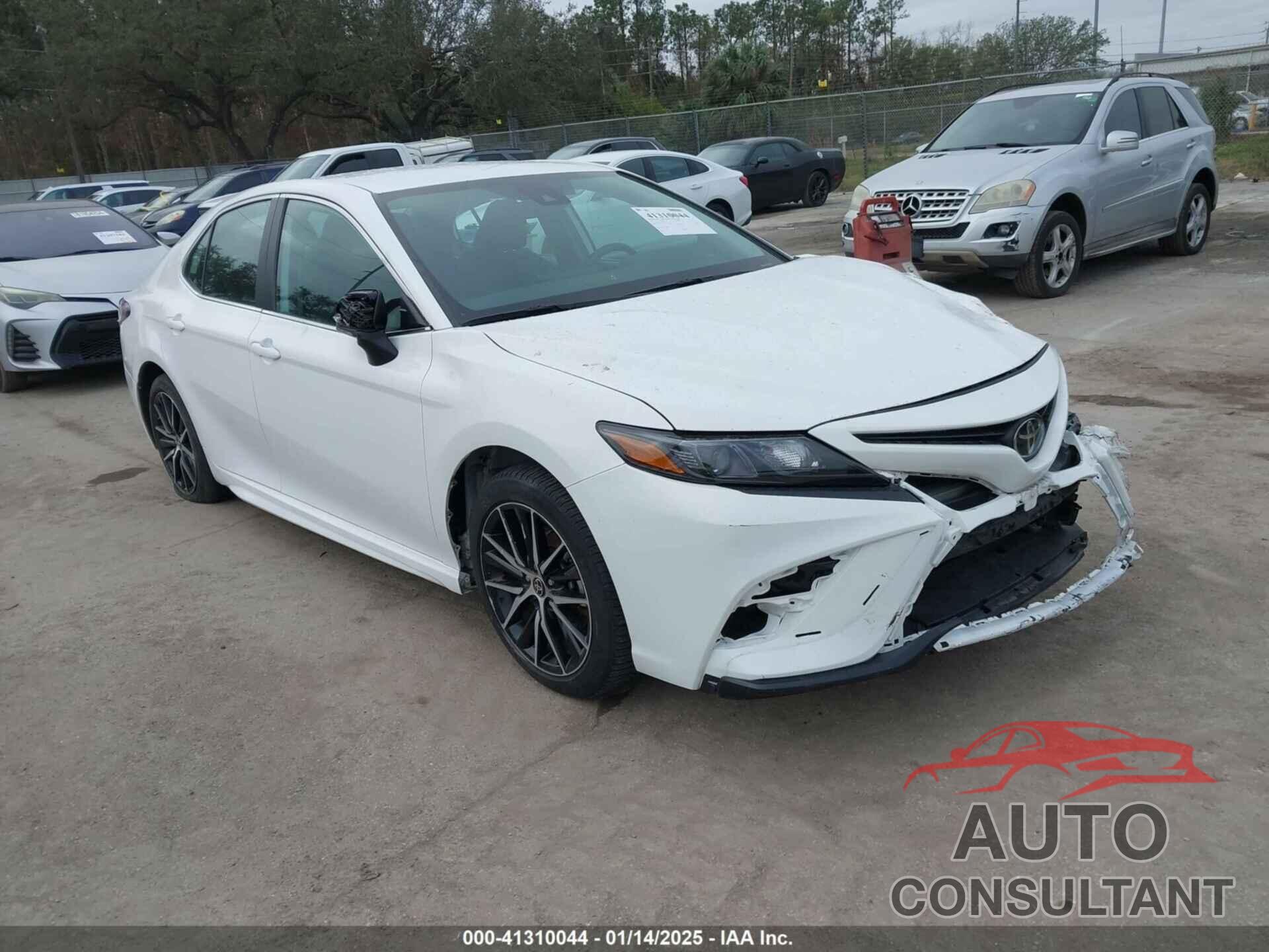 TOYOTA CAMRY 2023 - 4T1G11AKXPU792450