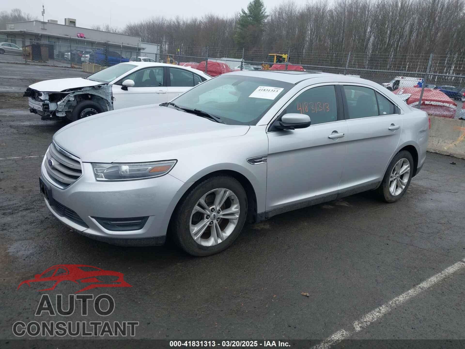FORD TAURUS 2013 - 1FAHP2E87DG102584
