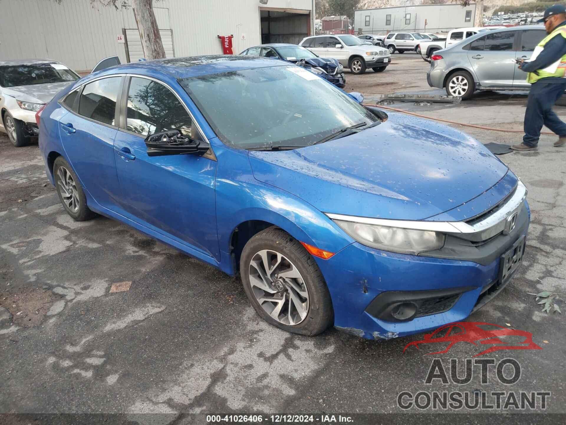 HONDA CIVIC 2017 - 2HGFC2F87HH537144