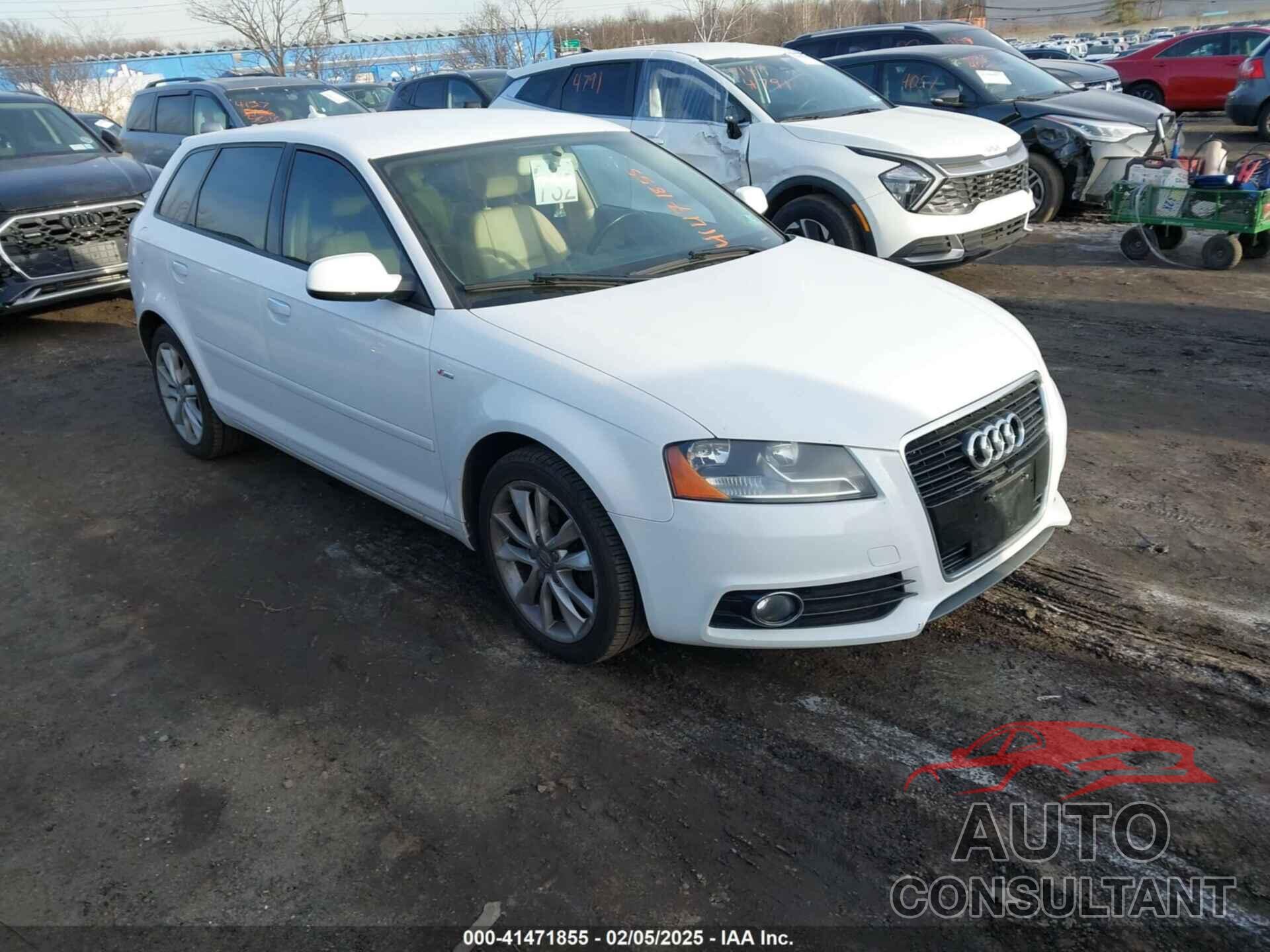 AUDI A3 2012 - WAUBJAFM5CA137341