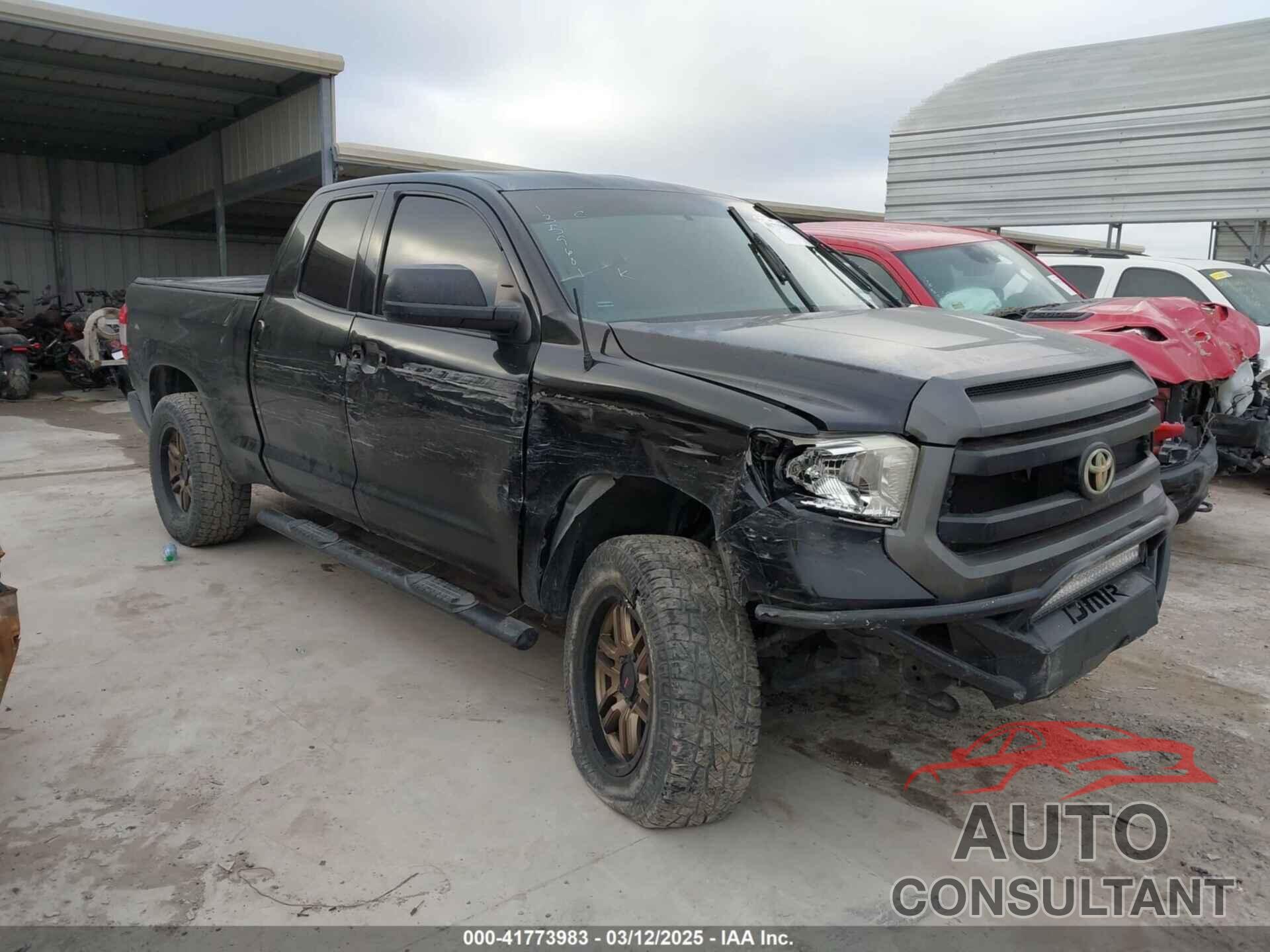 TOYOTA TUNDRA 2014 - 5TFUM5F14EX051843